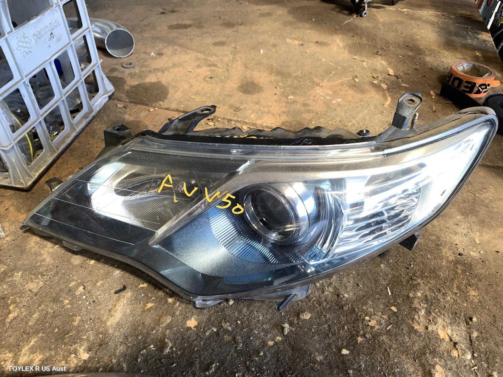 TOYOTA CAMRY 2014 Left Headlamp AVV50, HYBRID, CHROME TYPE