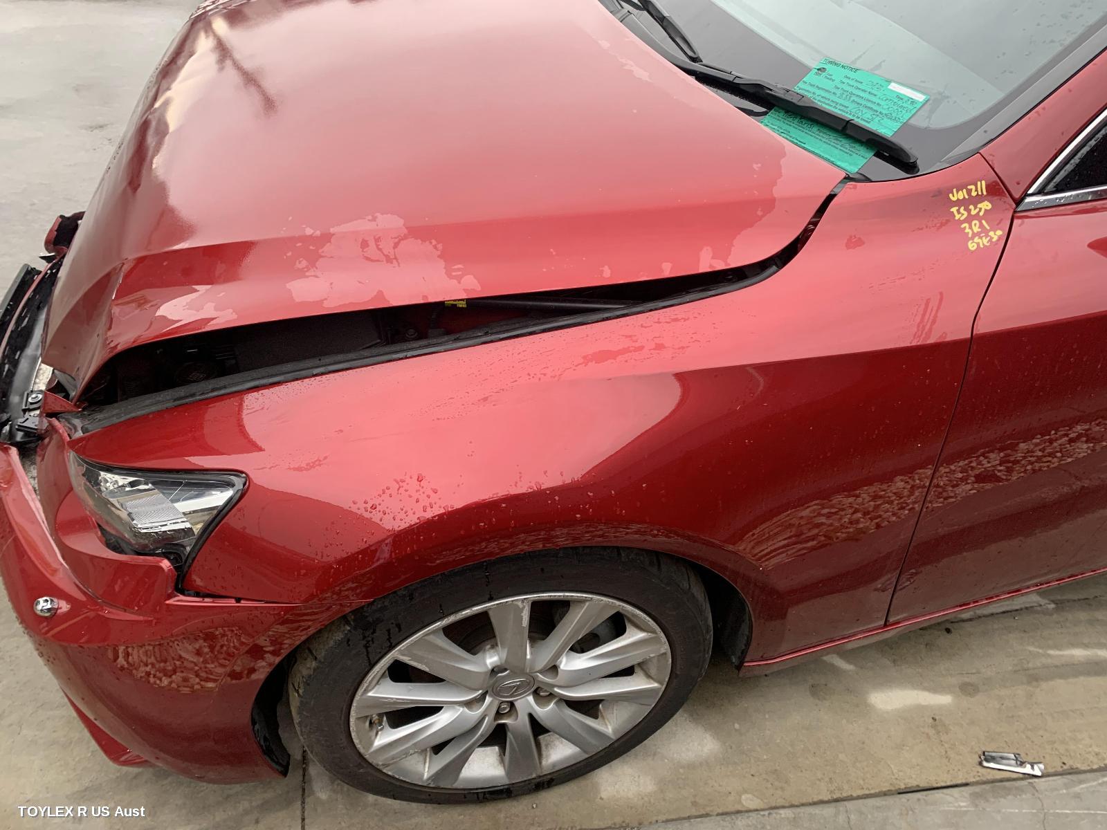 LEXUS IS SERIES 2013 Left Guard XE30