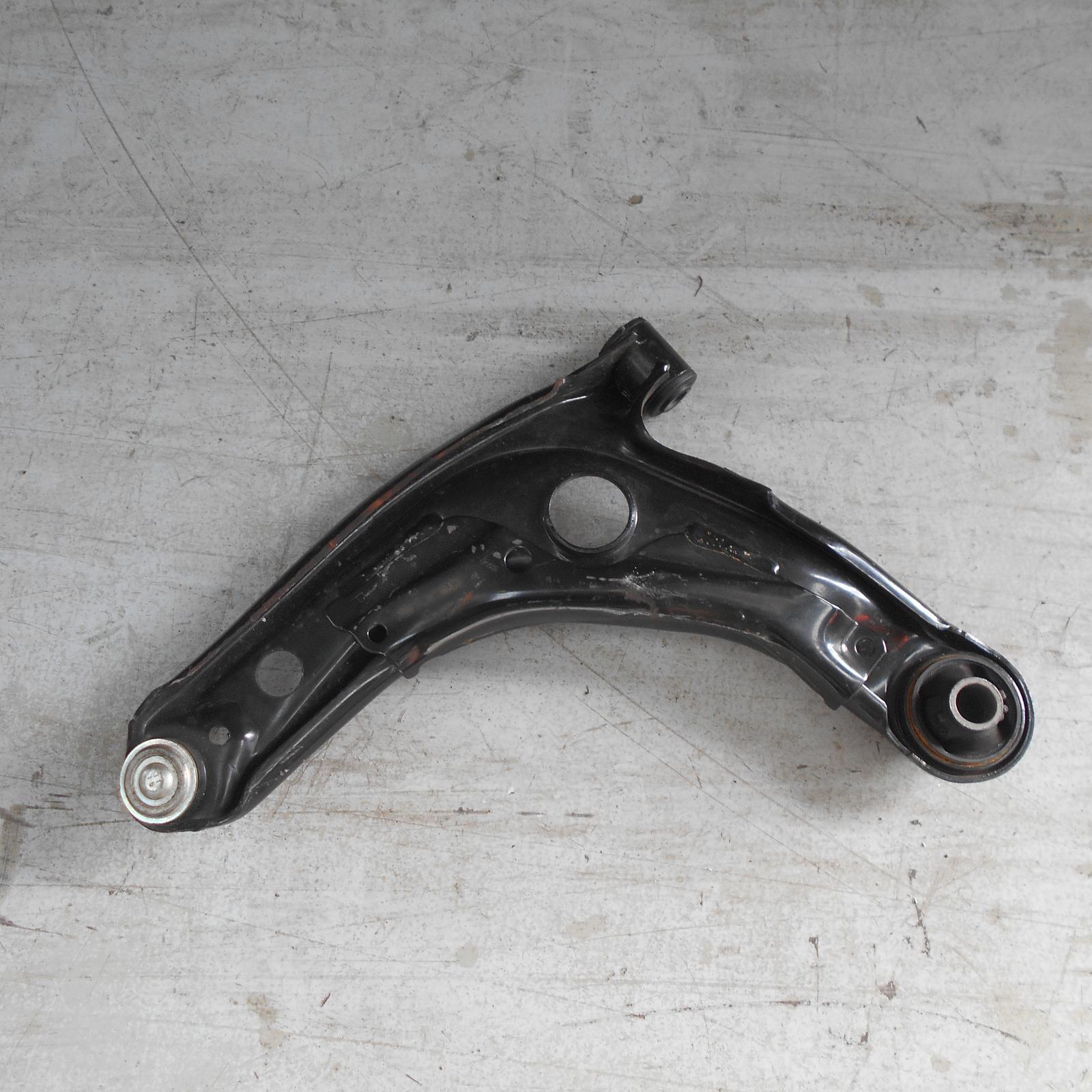 TOYOTA PRIUS, Right Front Lower Control Arm, NHP10R, 03/12-