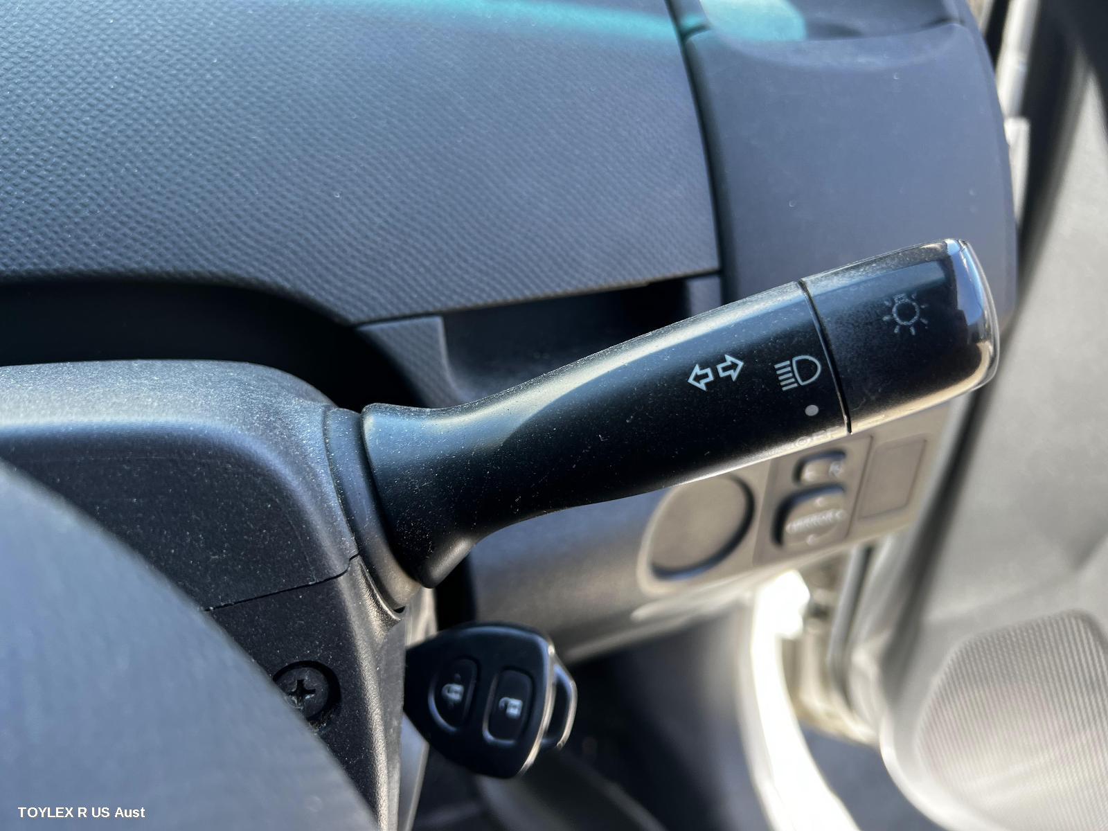 TOYOTA YARIS 2010 Combination Switch FLASHER/HEADLAMP SWITCH, HATCH/SEDAN, NON FOGLAMP TYPE, NCP9#