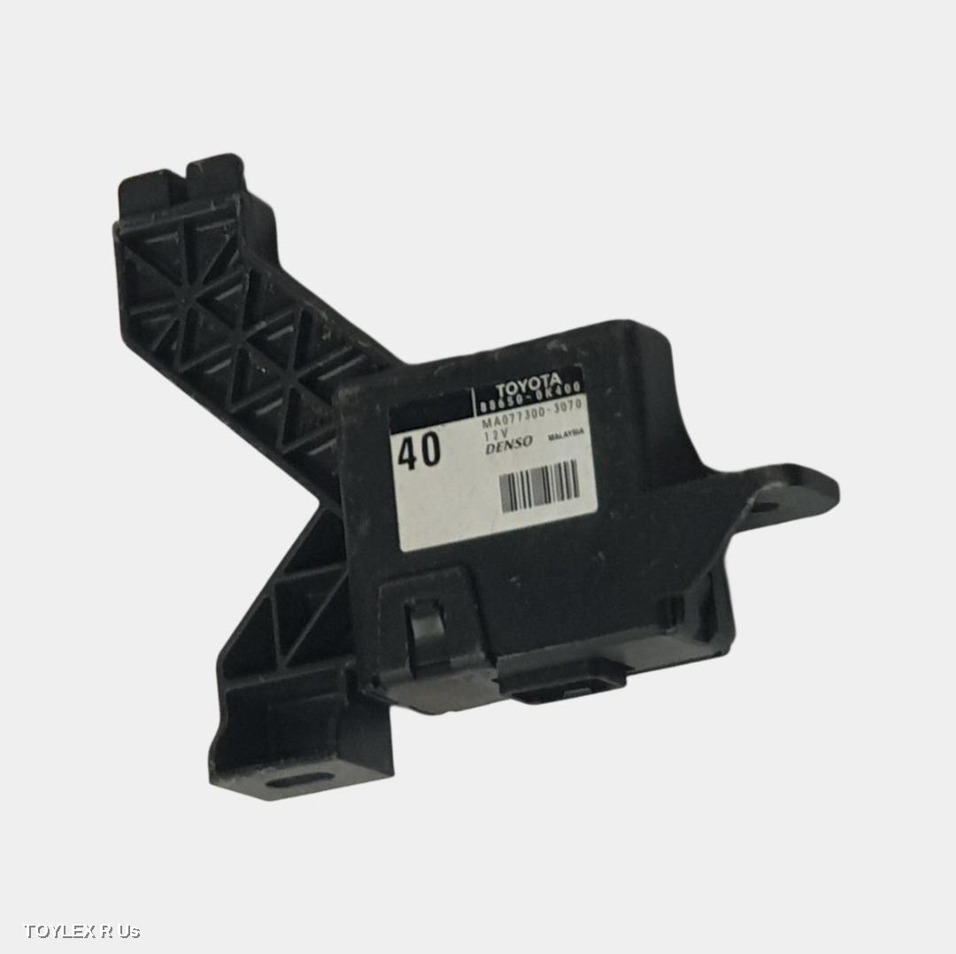 TOYOTA HILUX 2022 Misc Switch/Relay A/C AMPLIFIER, P/N 88650-0K400