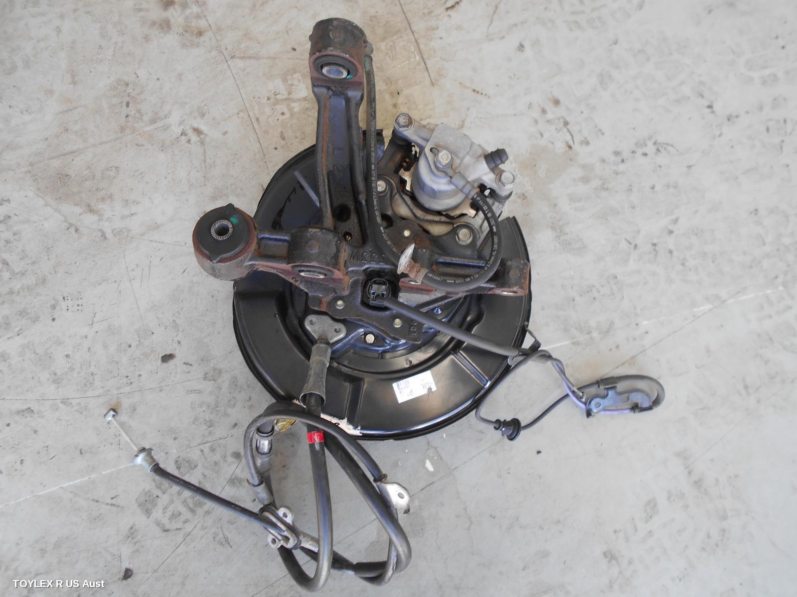 TOYOTA CAMRY 2010 Left Rear Hub Assembly XV40