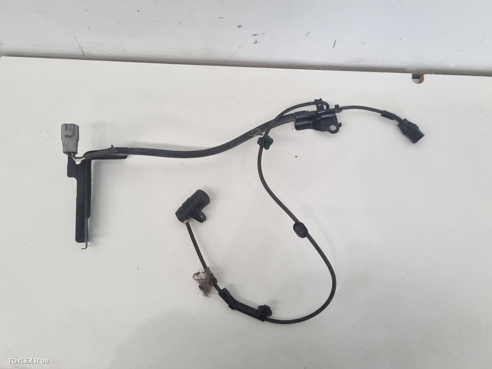 TOYOTA HIACE 2005 Abs Sensor RH REAR, W/ LOOM TYPE, TRH/KDH