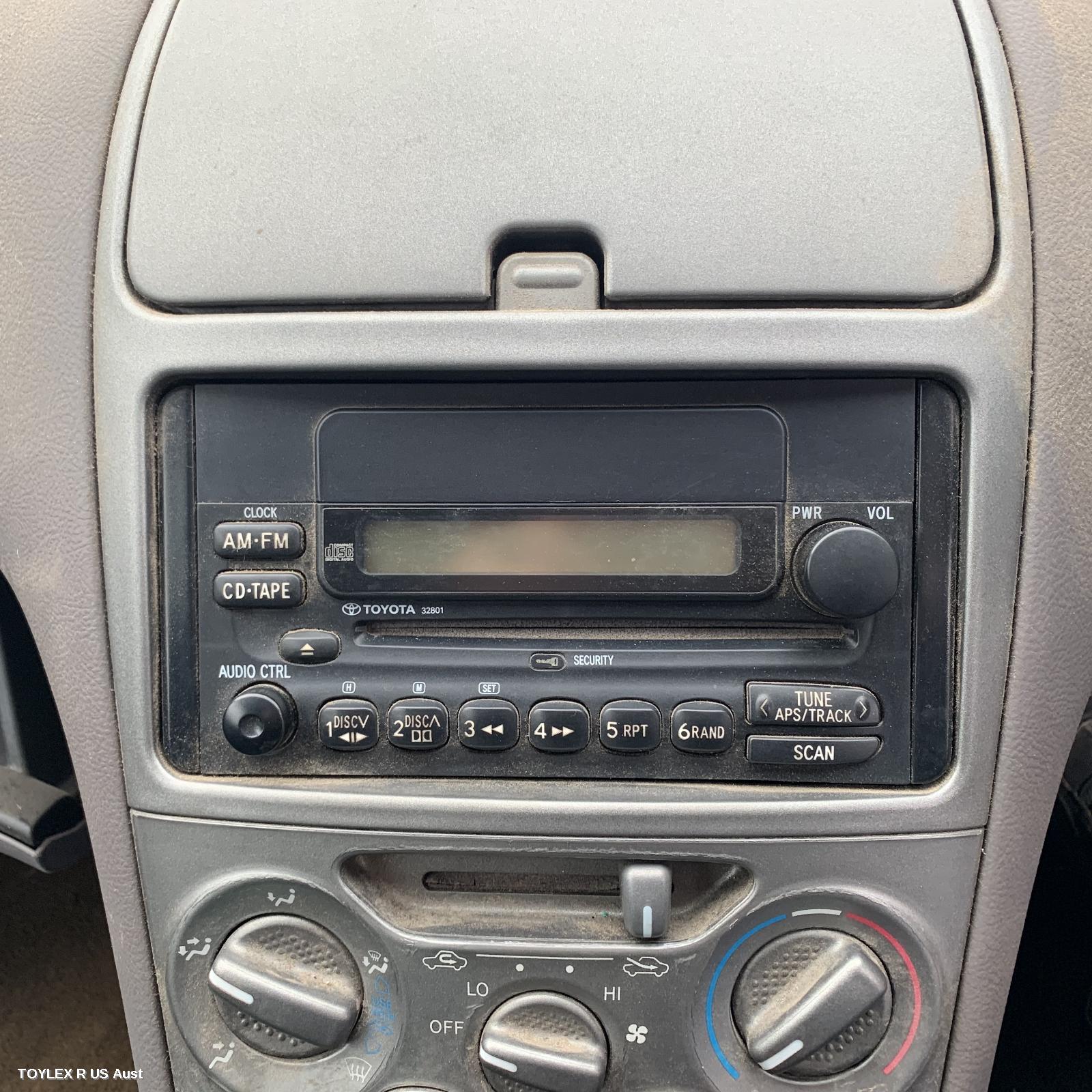 TOYOTA CELICA 2000 Radio/Cd/Dvd/Sat/Tv ZZT231, STANDARD