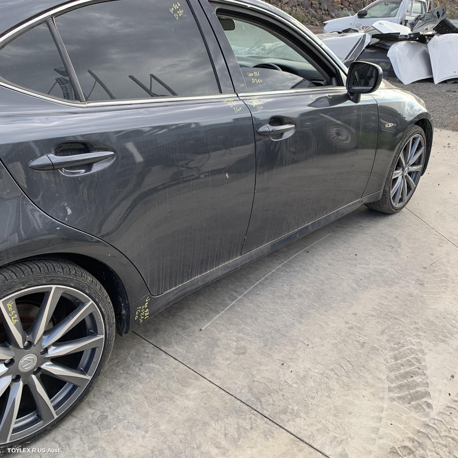 LEXUS IS250/IS250C 2005 Side Step/Skirt GSE20R, RH SIDE