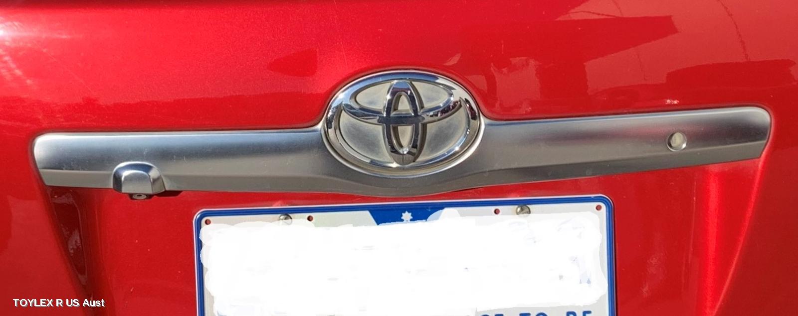 TOYOTA CAMRY 2011 Rear Garnish BOOTLID GARNISH (CENTRE), HYBRID, AHV40