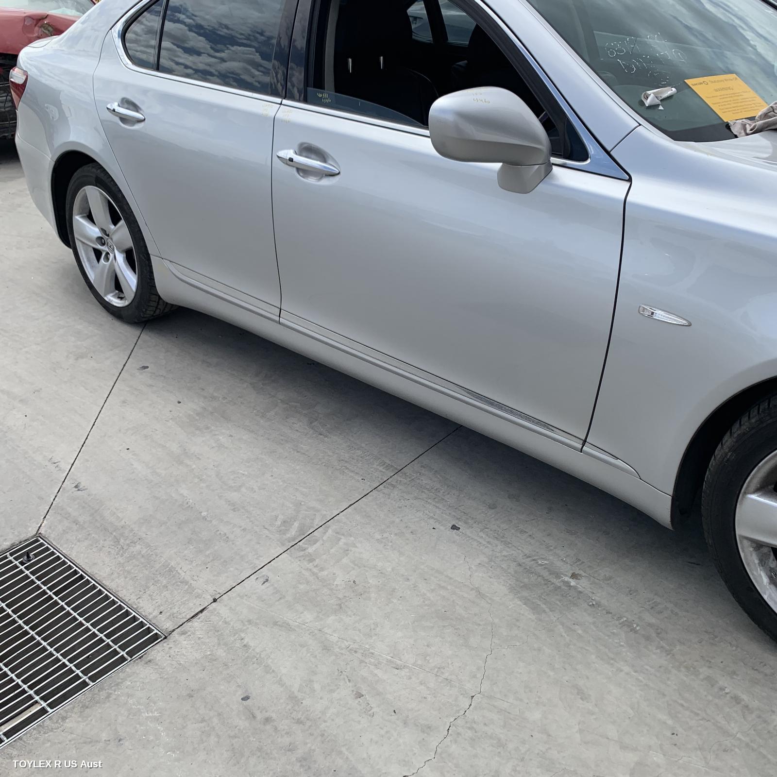 LEXUS LS SERIES 2007 Side Step/Skirt LS460/LS600HL, RH SIDE, 40 SERIES