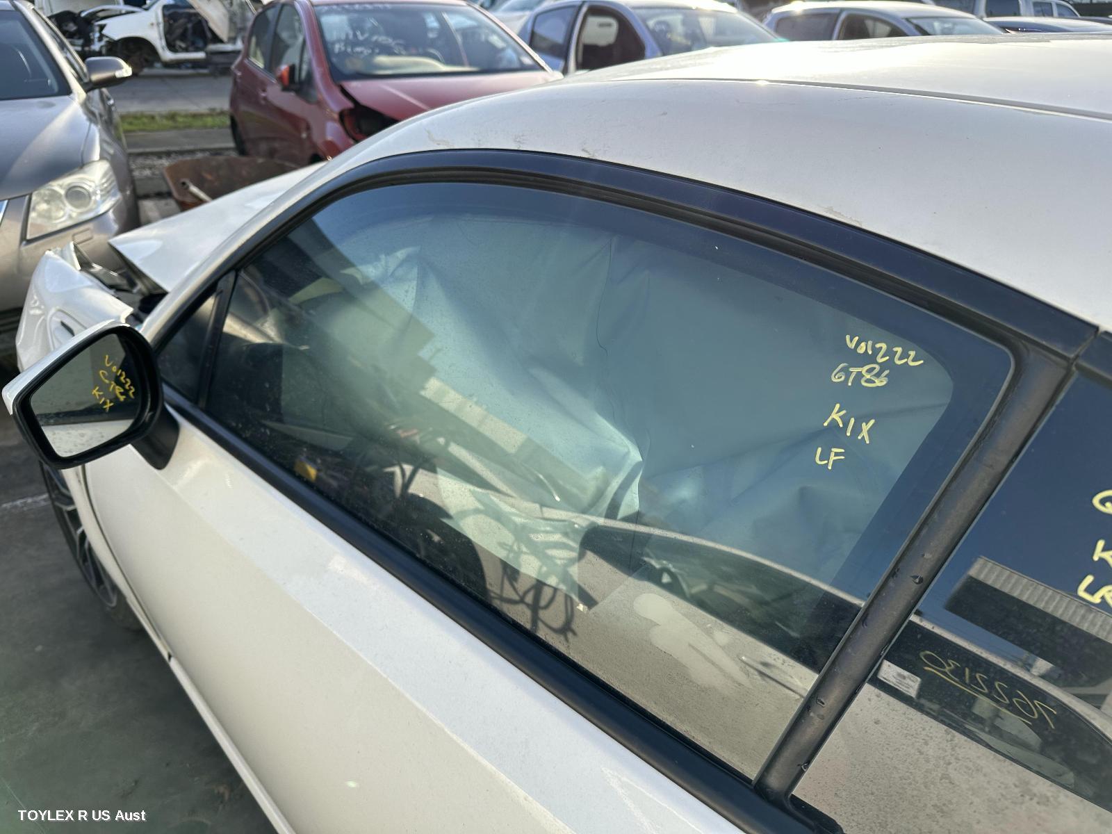 TOYOTA 86 2019 Left Front Door Window ZN6