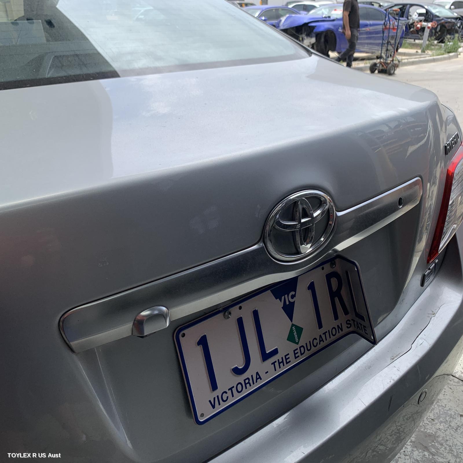 TOYOTA CAMRY 2010 Rear Garnish BOOTLID GARNISH (CENTRE), W/ REVERSE CAMERA, ACV40