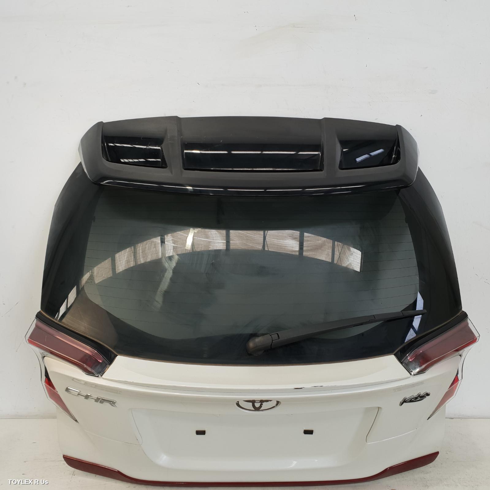 TOYOTA C-HR 2017 Bootlid/Tailgate TAILGATE, GEN 1