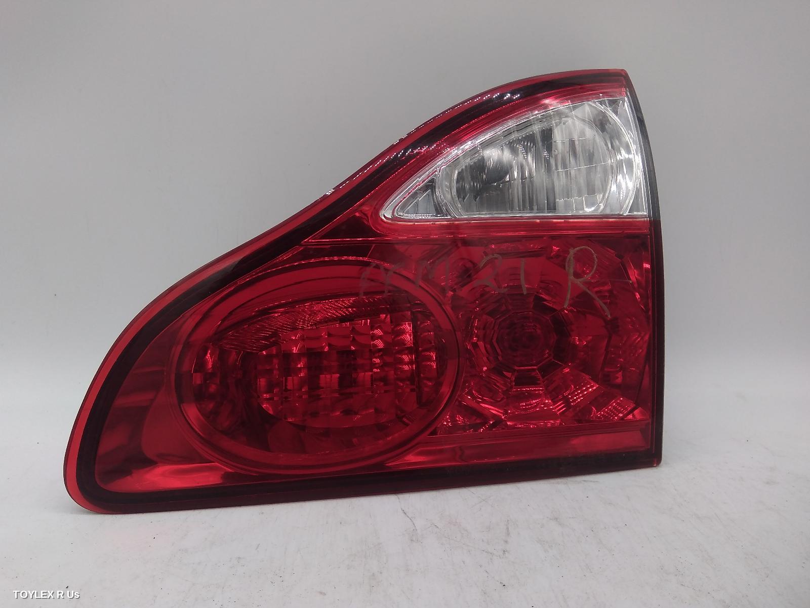 TOYOTA AVENSIS 2005 Rear Garnish TAILGATE LAMP (RH SIDE), ACM21R