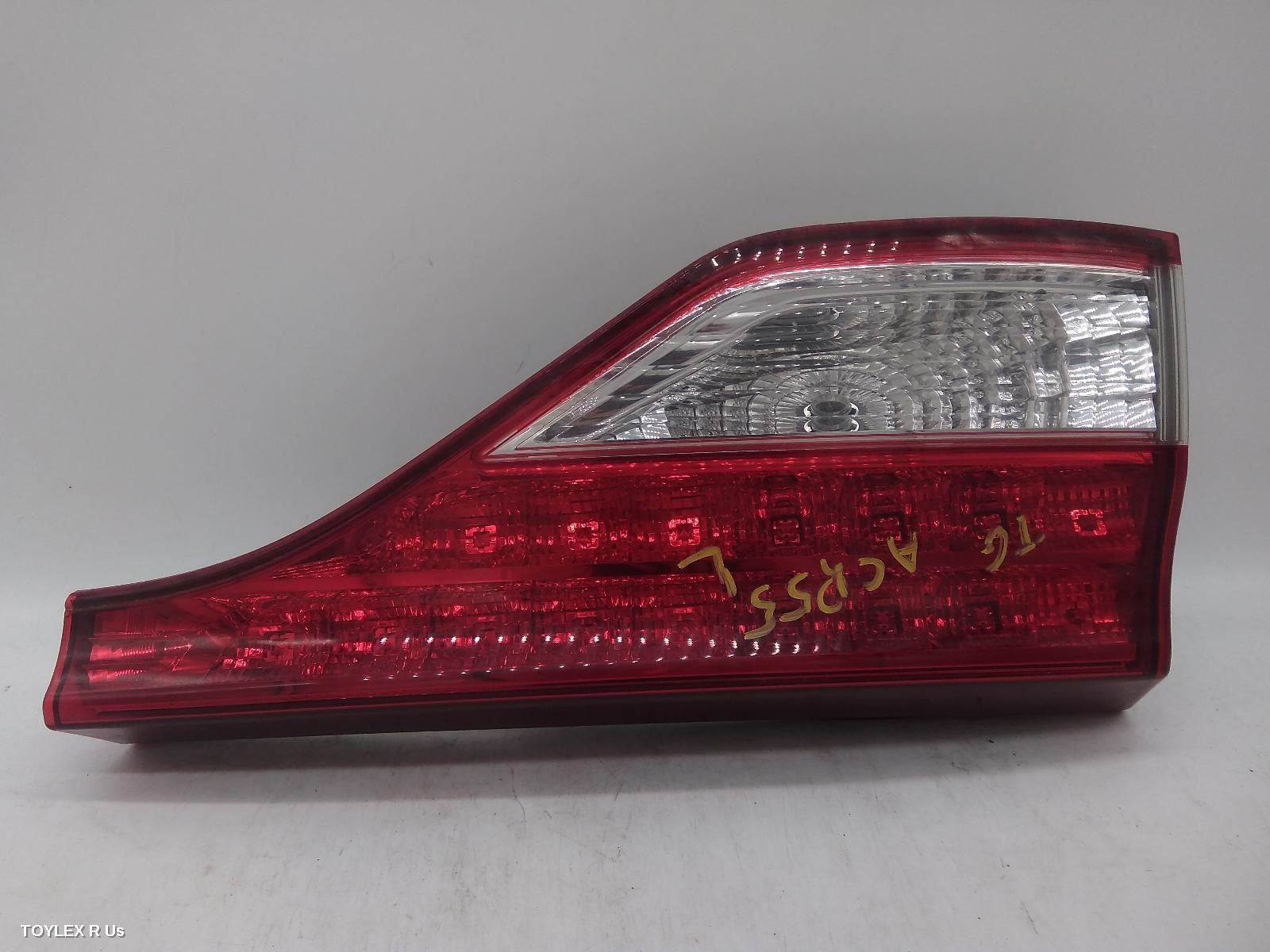 TOYOTA TARAGO 2016 Rear Garnish TAILGATE LAMP (LH SIDE), ACR50R