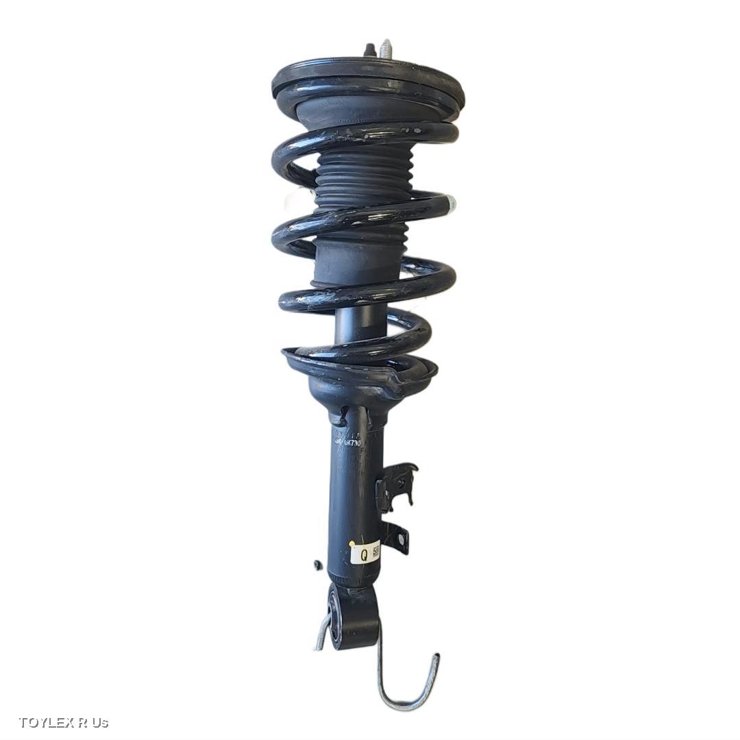 TOYOTA HILUX 2018 Right Front Strut 2WD LOW RIDE
