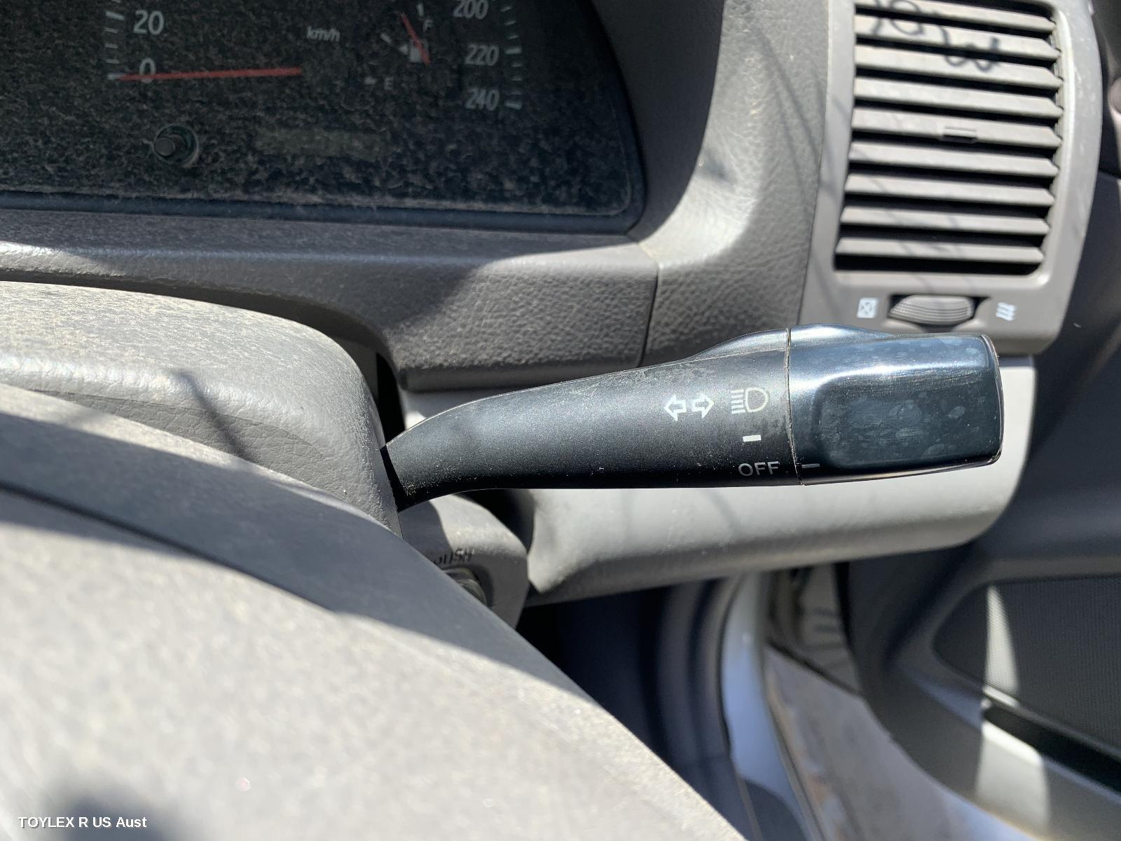 TOYOTA CAMRY 2003 Combination Switch FLASHER SWITCH, SK36, NON SPORTIVO