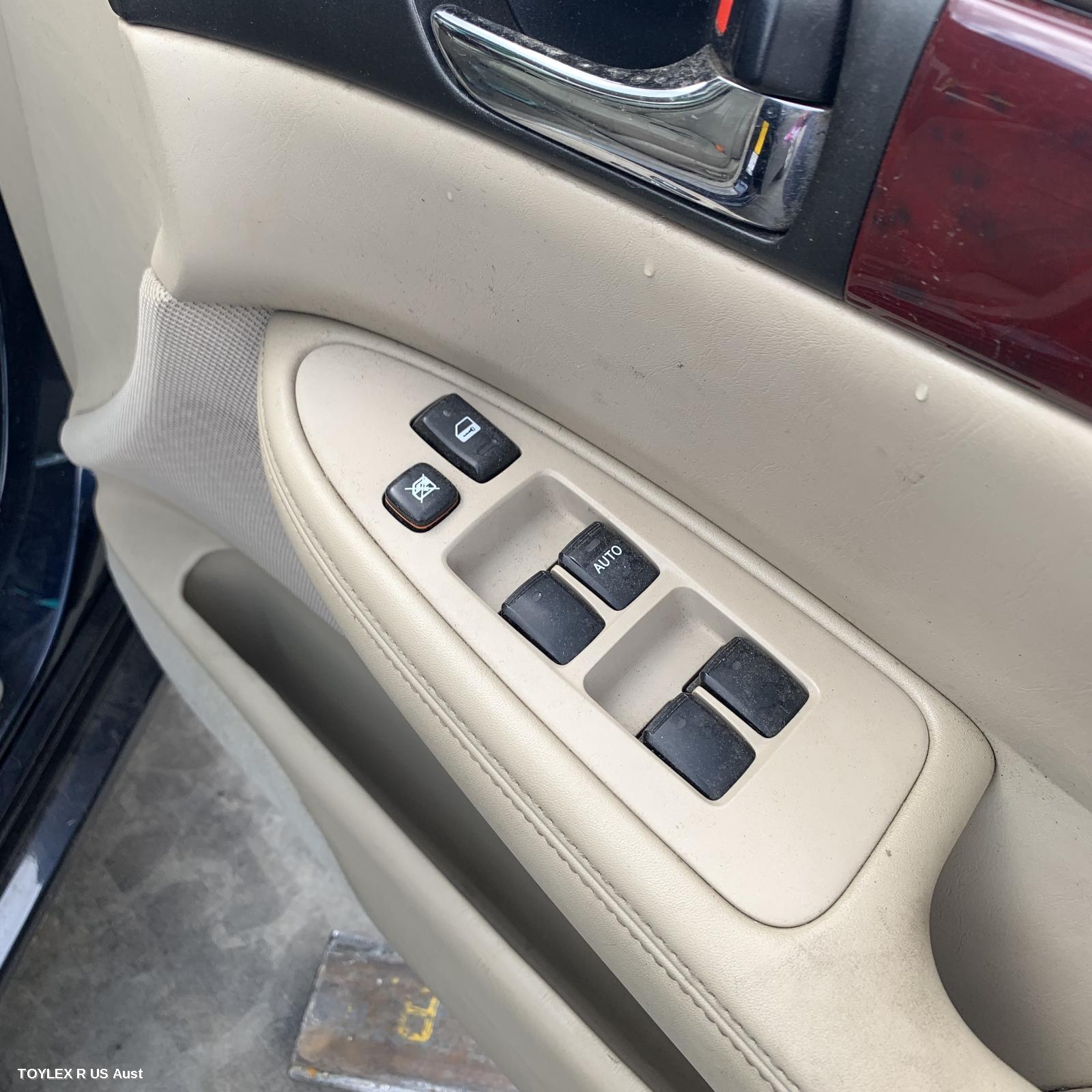 LEXUS ES300 (92-05) 2001 Pwr Dr Wind Switch RH FRONT (MASTER SWITCH), MCV30