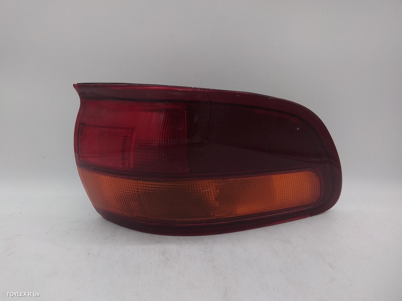 TOYOTA TARAGO 1995 Right Taillight TCR10 (KOITO)