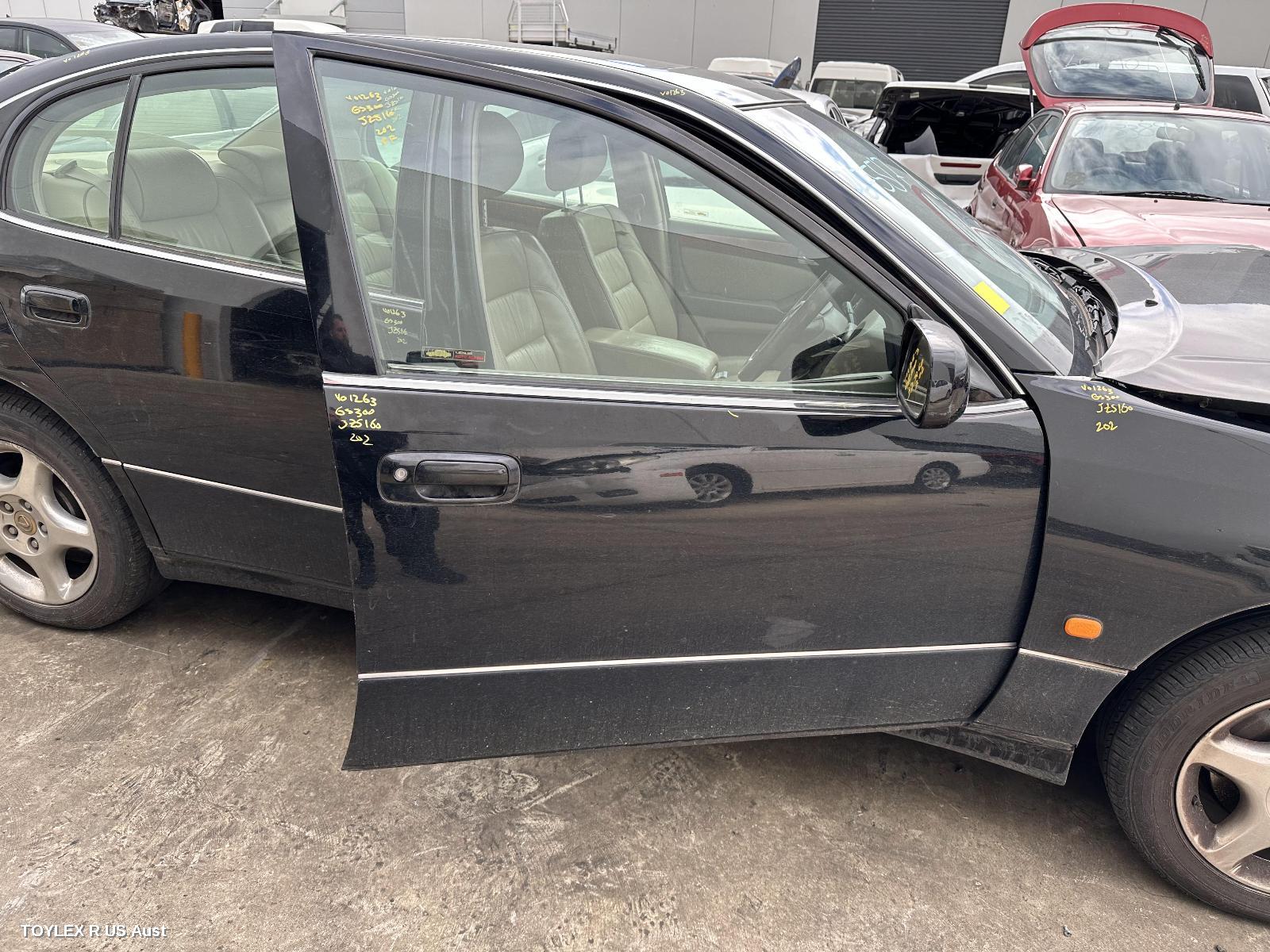 LEXUS GS 1998 Right Front Door
