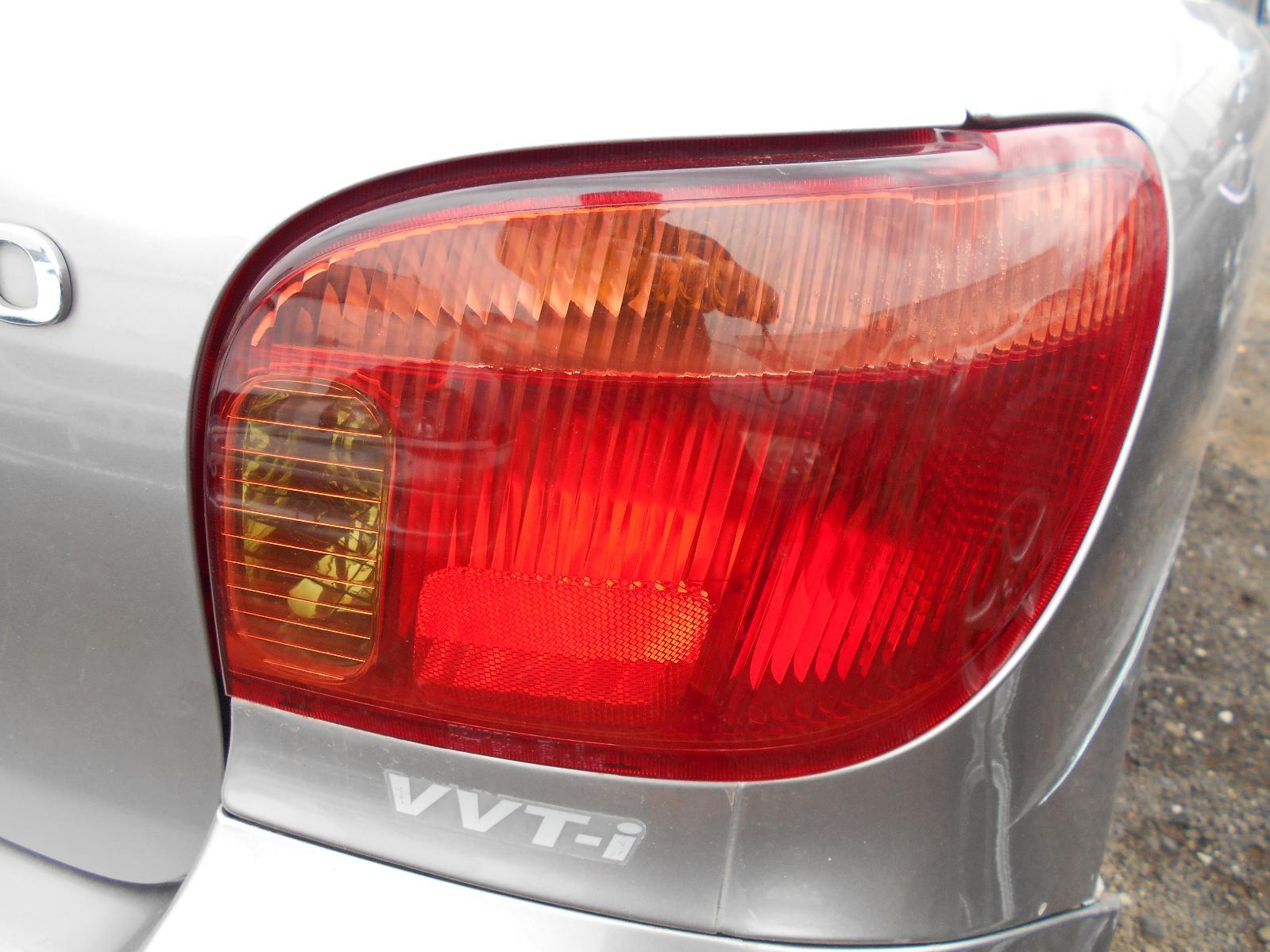 TOYOTA ECHO, Right Taillight, NCP10R, HATCH, LENS# 52-049, 10/02-09/05