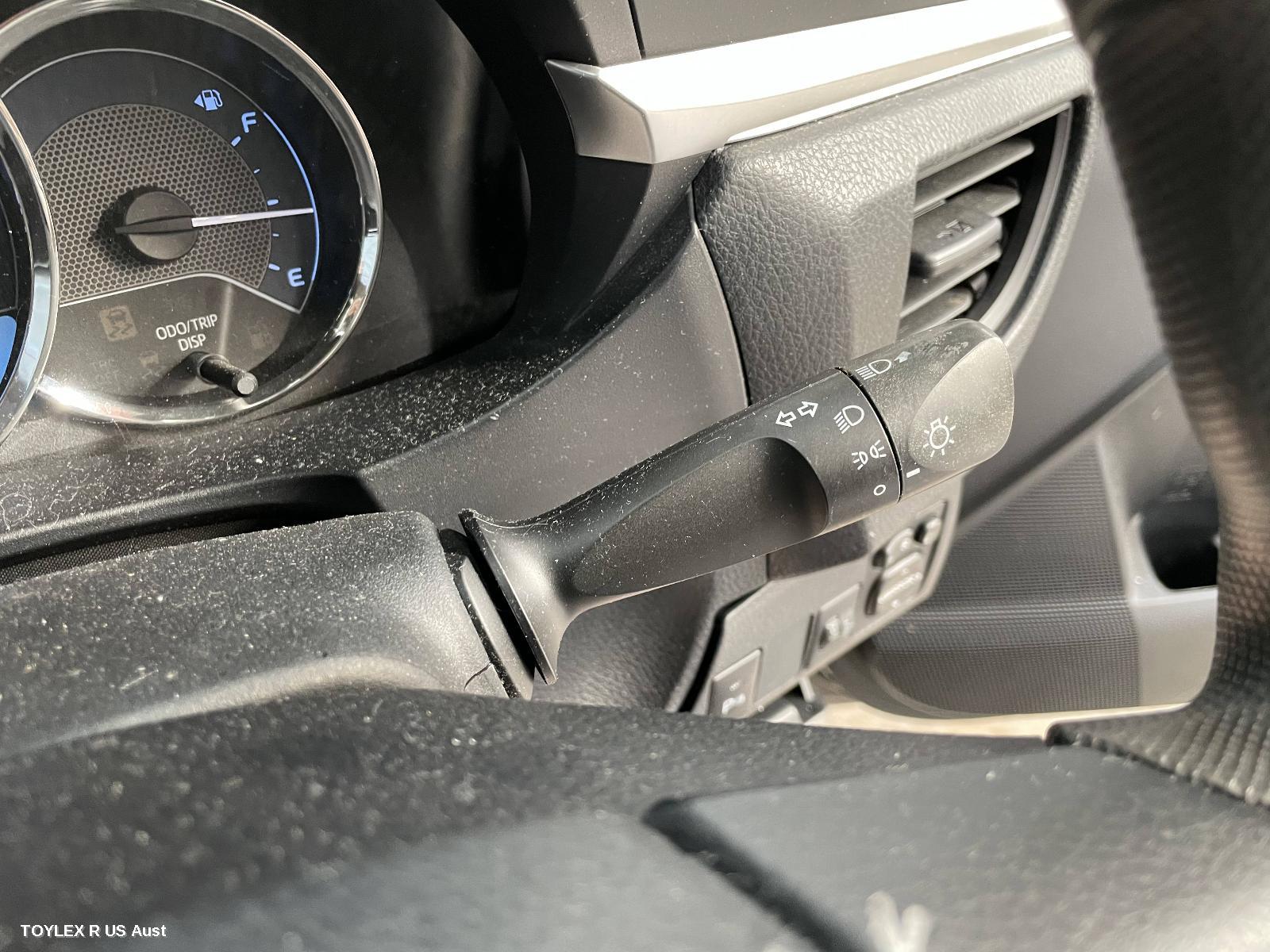 TOYOTA COROLLA 2014 Combination Switch FLASHER SWITCH, ZRE172R, SEDAN, NON FOGLAMP TYPE