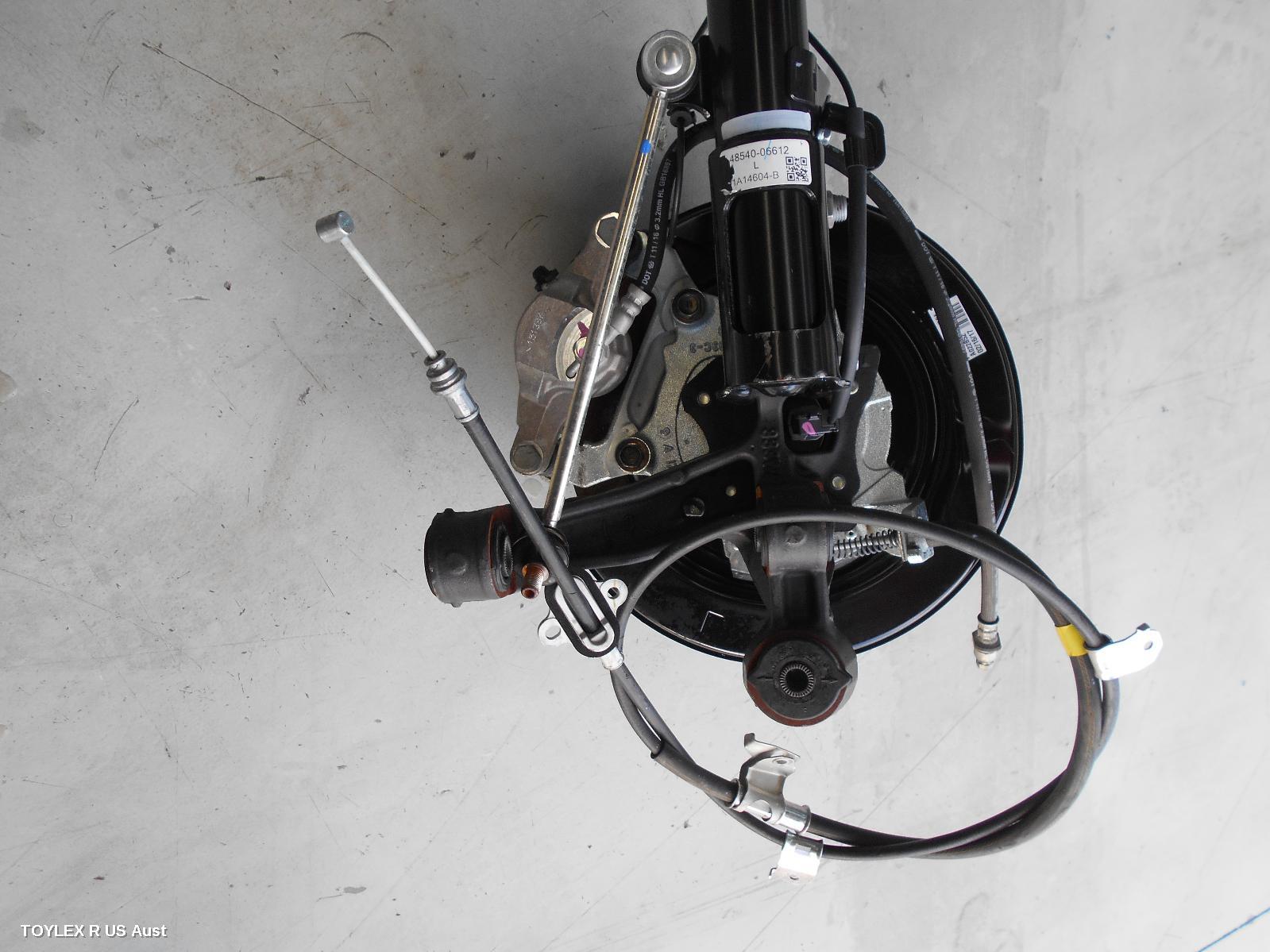 TOYOTA CAMRY 2015 Left Rear Hub Assembly ACV50, HYBRID TYPE