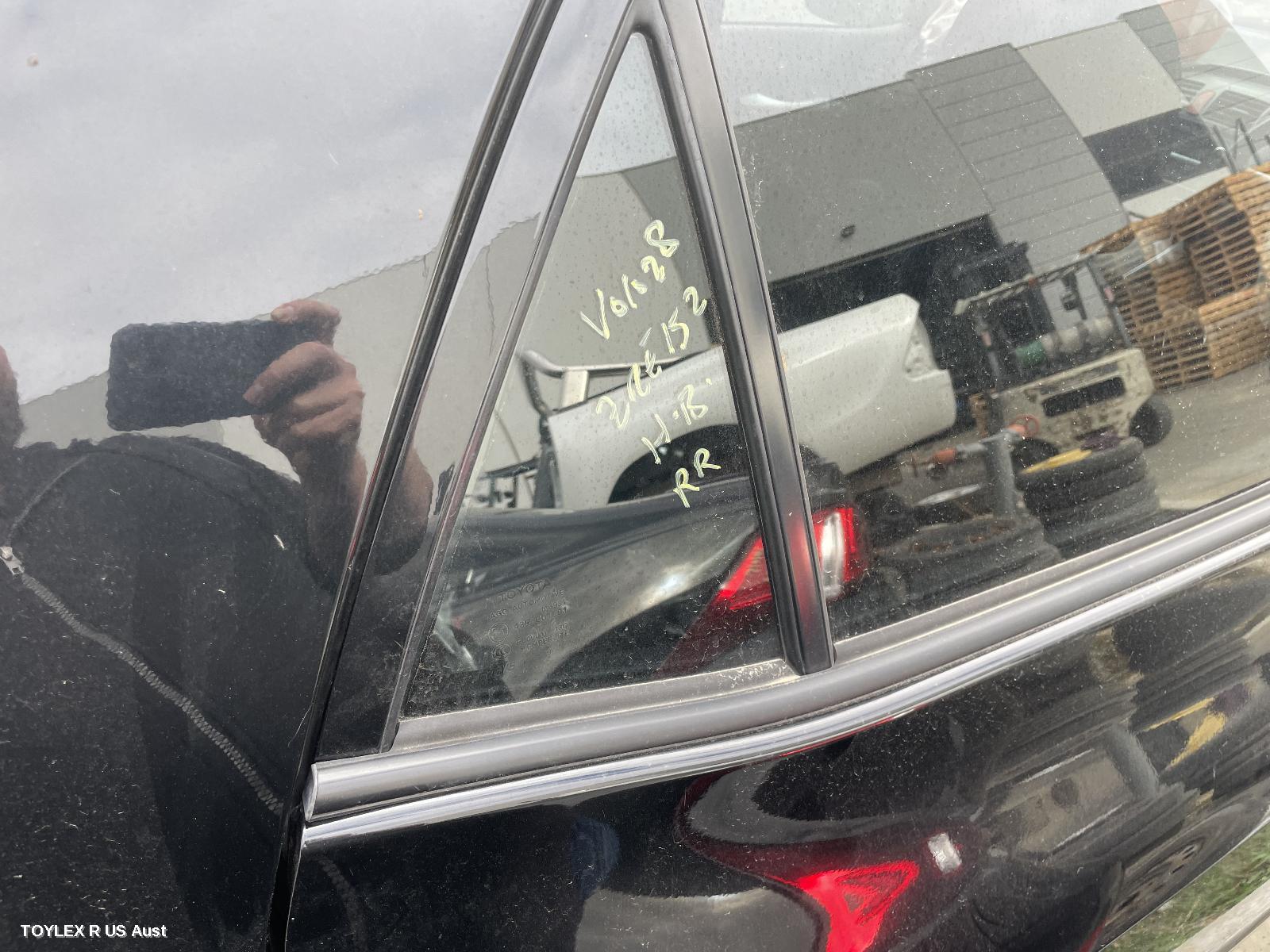 TOYOTA COROLLA 2011 Right Rear 1/4 Door Glass ZRE152R, HATCH