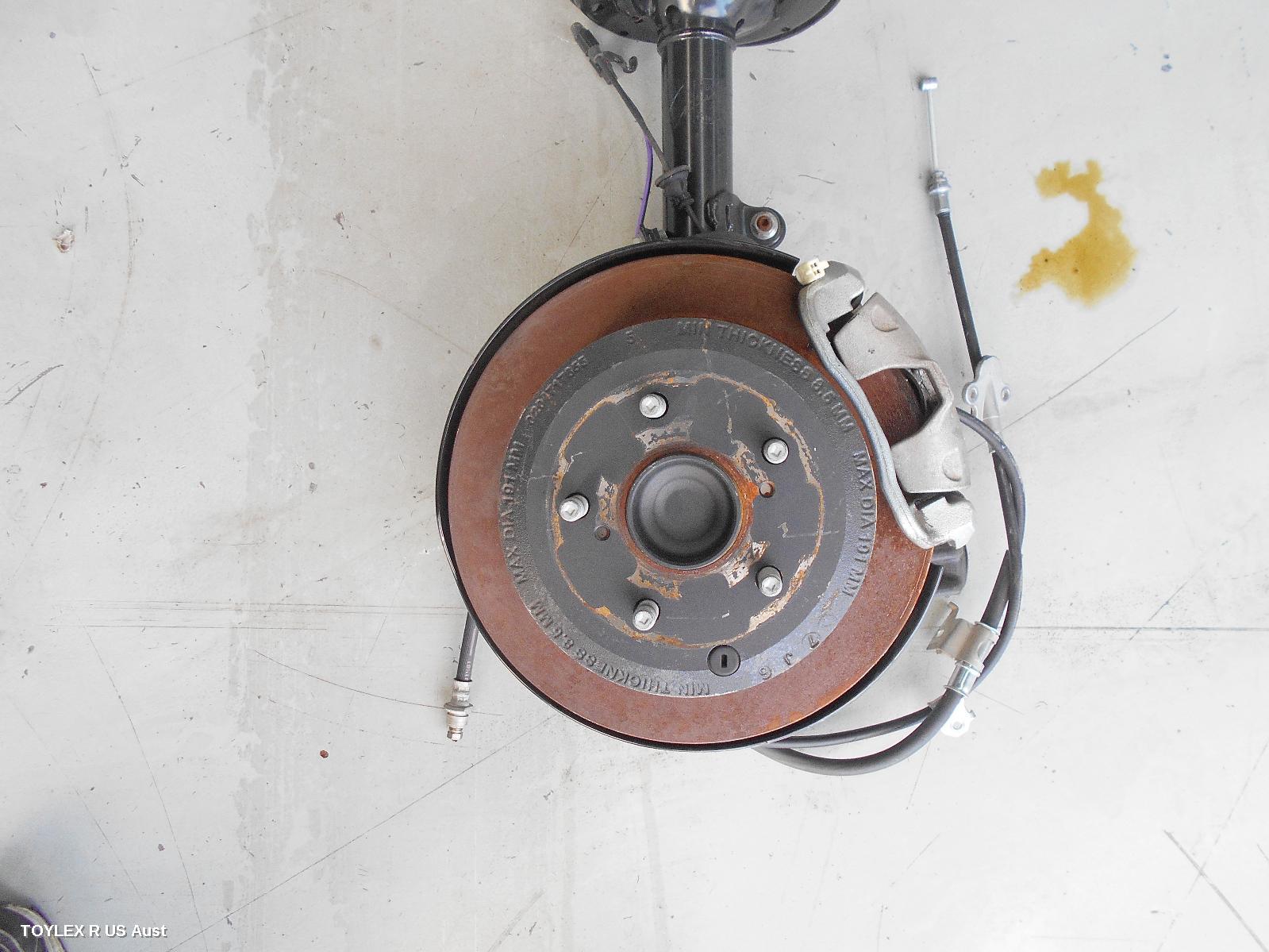 TOYOTA CAMRY 2014 Left Rear Hub Assembly ACV50, HYBRID TYPE