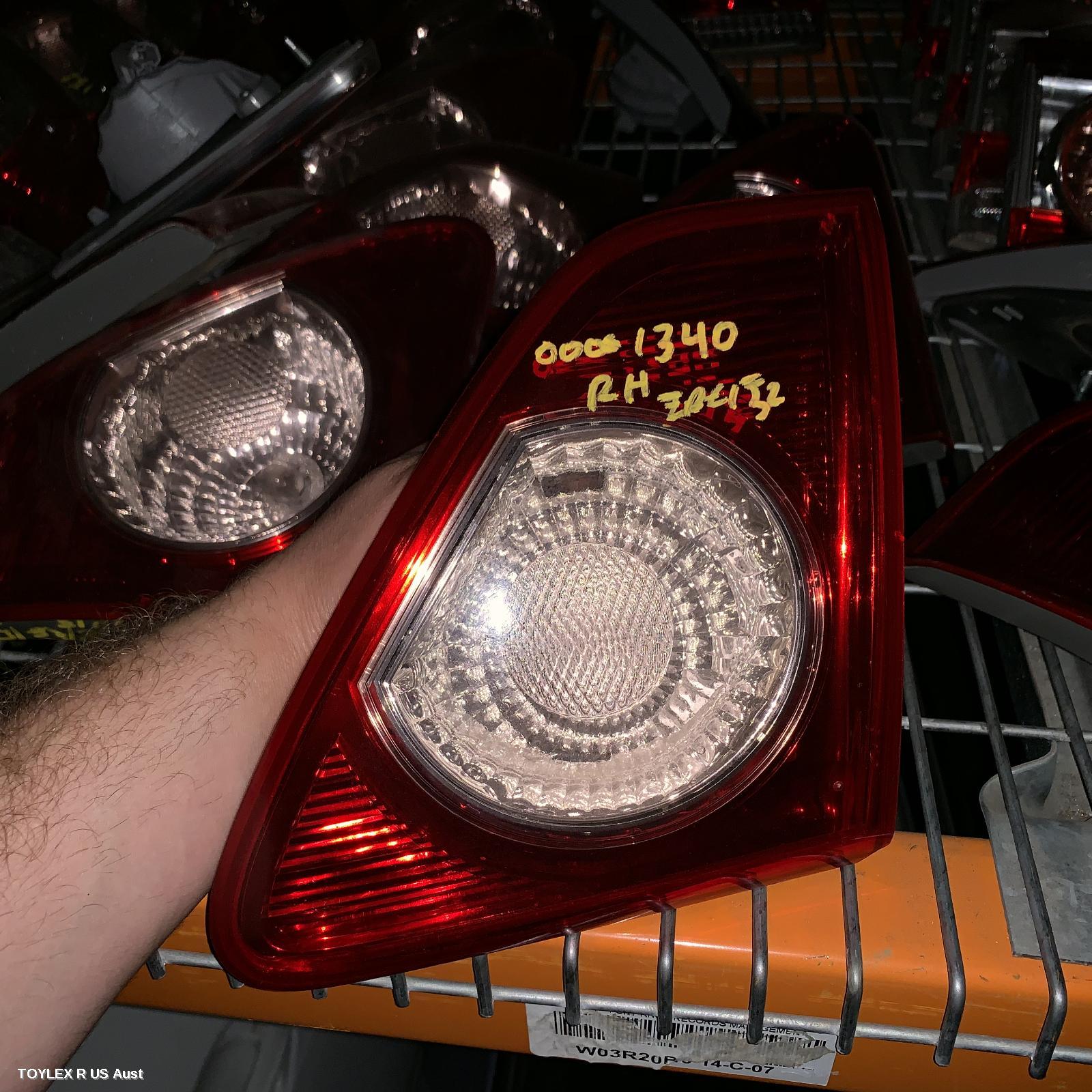 TOYOTA COROLLA 2008 Rear Garnish BOOTLID LAMP (RH SIDE), ZRE152/153R