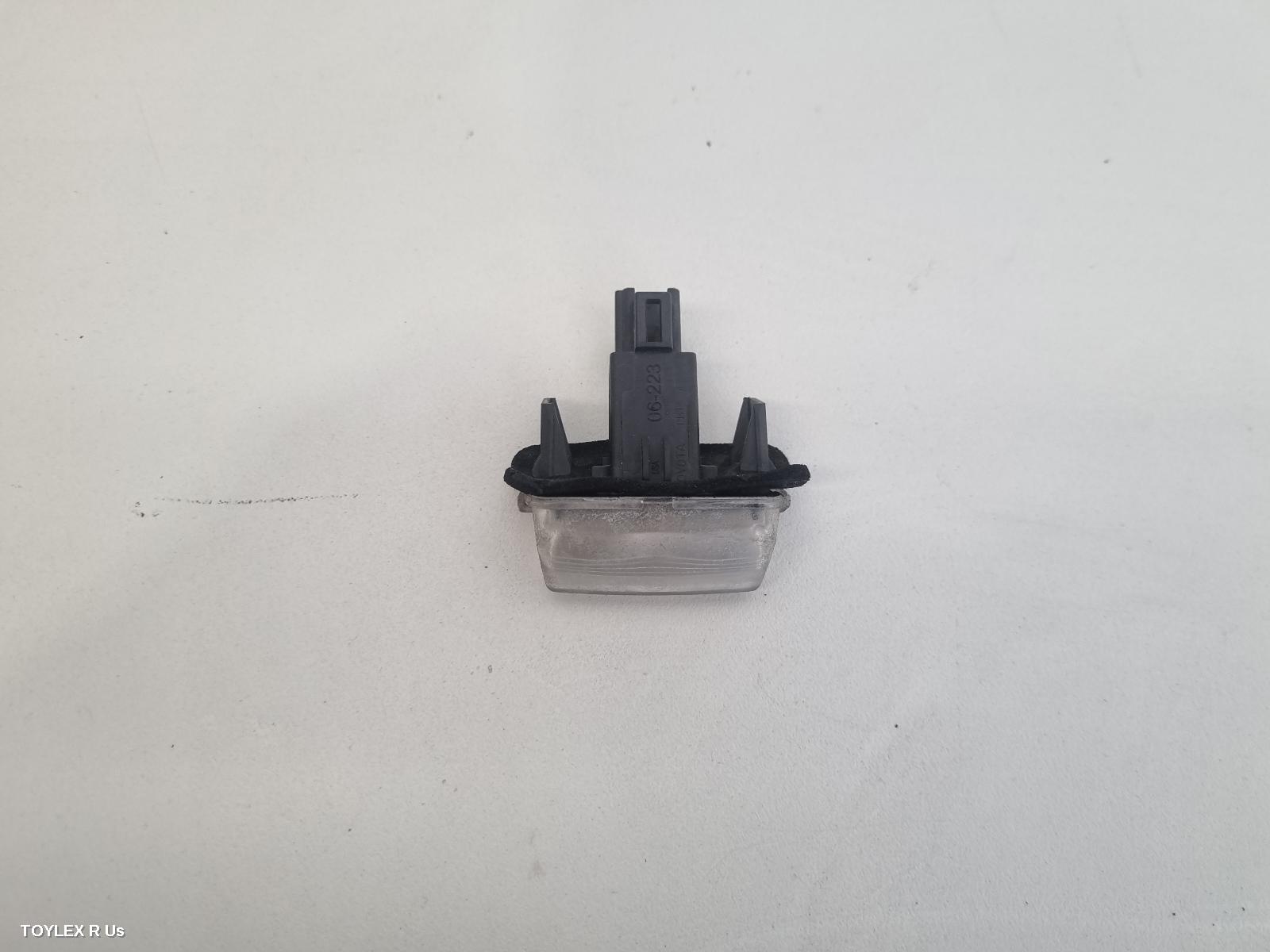 TOYOTA KLUGER 2014 Number Plate Lamp XU50 SERIES