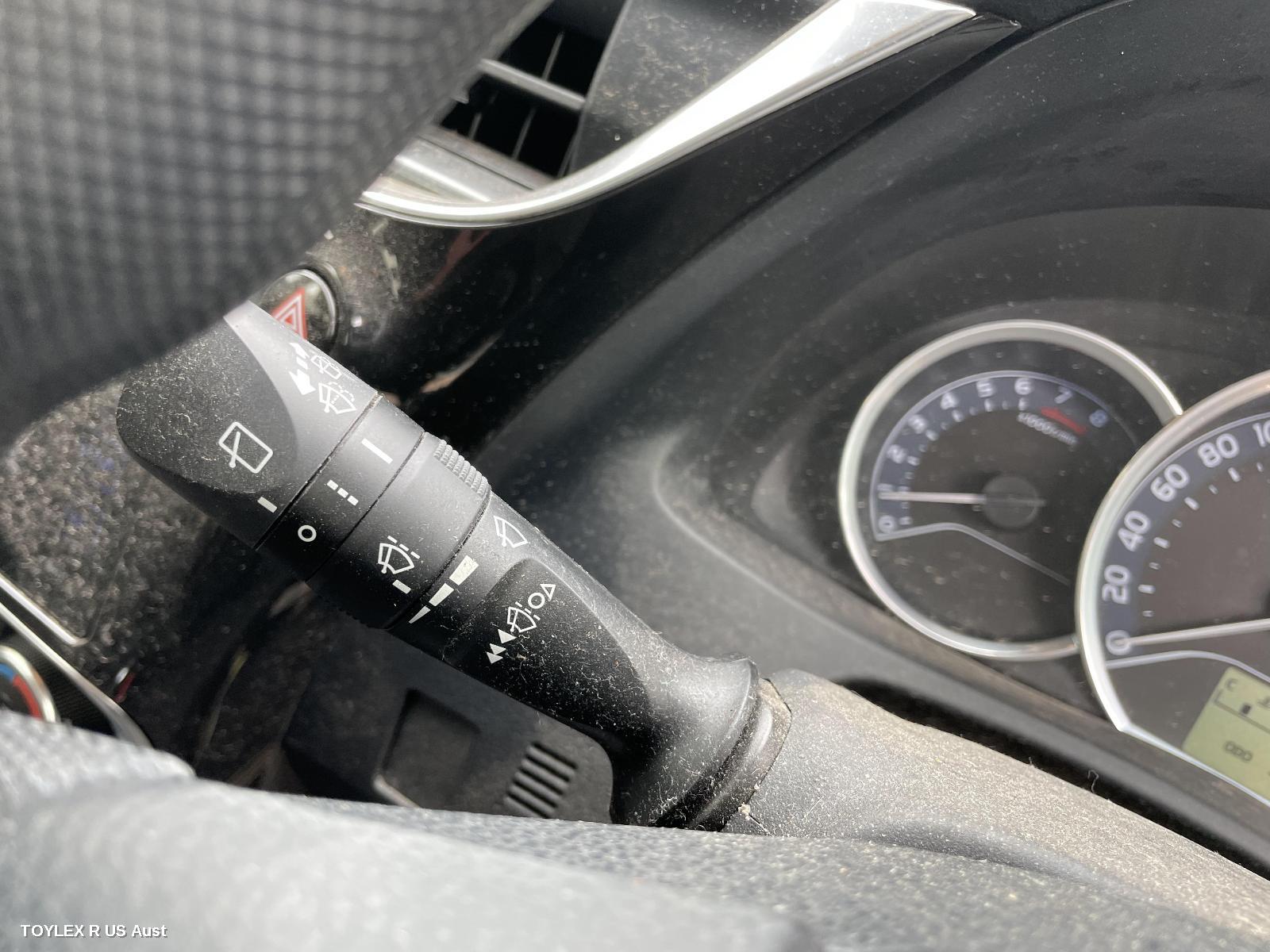 TOYOTA COROLLA 2016 Combination Switch WIPER SWITCH, ZRE182R, HATCH