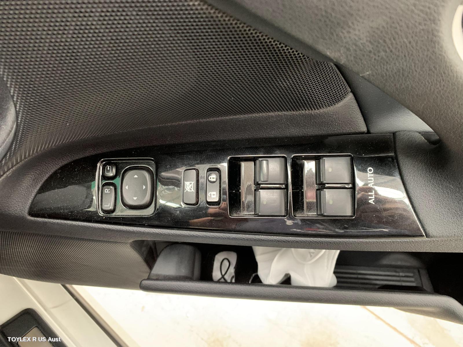 LEXUS IS250/IS250C 2012 Pwr Dr Wind Switch IS250/IS350/IS F, RH FRONT (MASTER SWITCH), SEDAN, GSE20R/GSE21R/USE20R