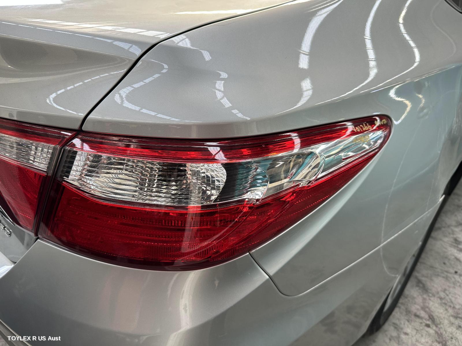 TOYOTA CAMRY 2016 Right Taillight ASV50, IN BODY, NON LED TYPE