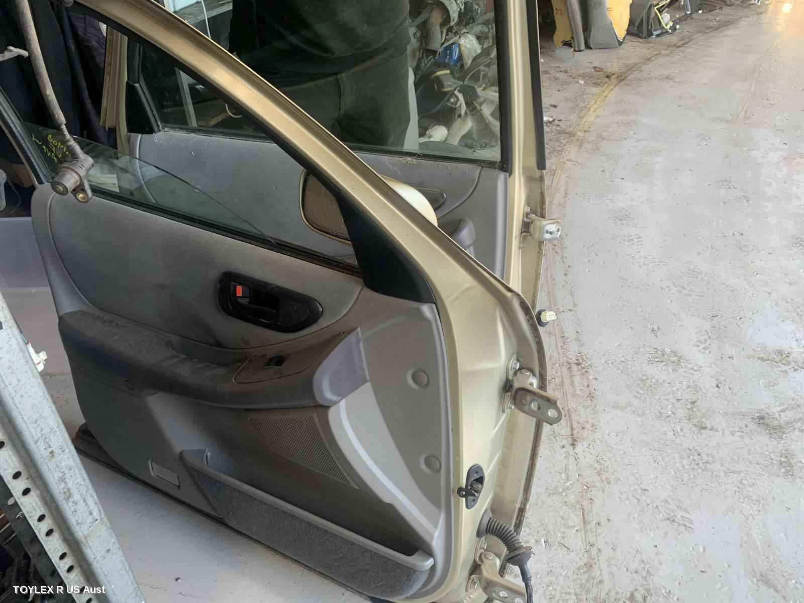 TOYOTA AVALON 2004 Left Front Door MCX10R