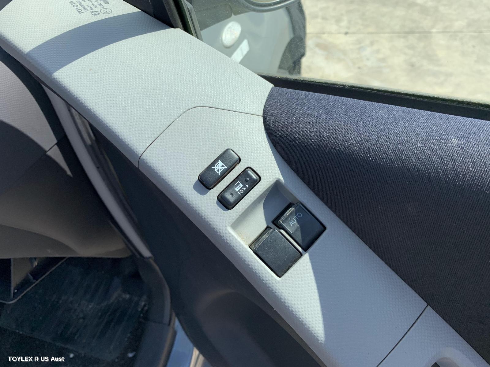 TOYOTA YARIS 2006 Pwr Dr Wind Switch RH FRONT (MASTER SWITCH), 2 SWITCH TYPE, 3DR HATCH, NCP9#