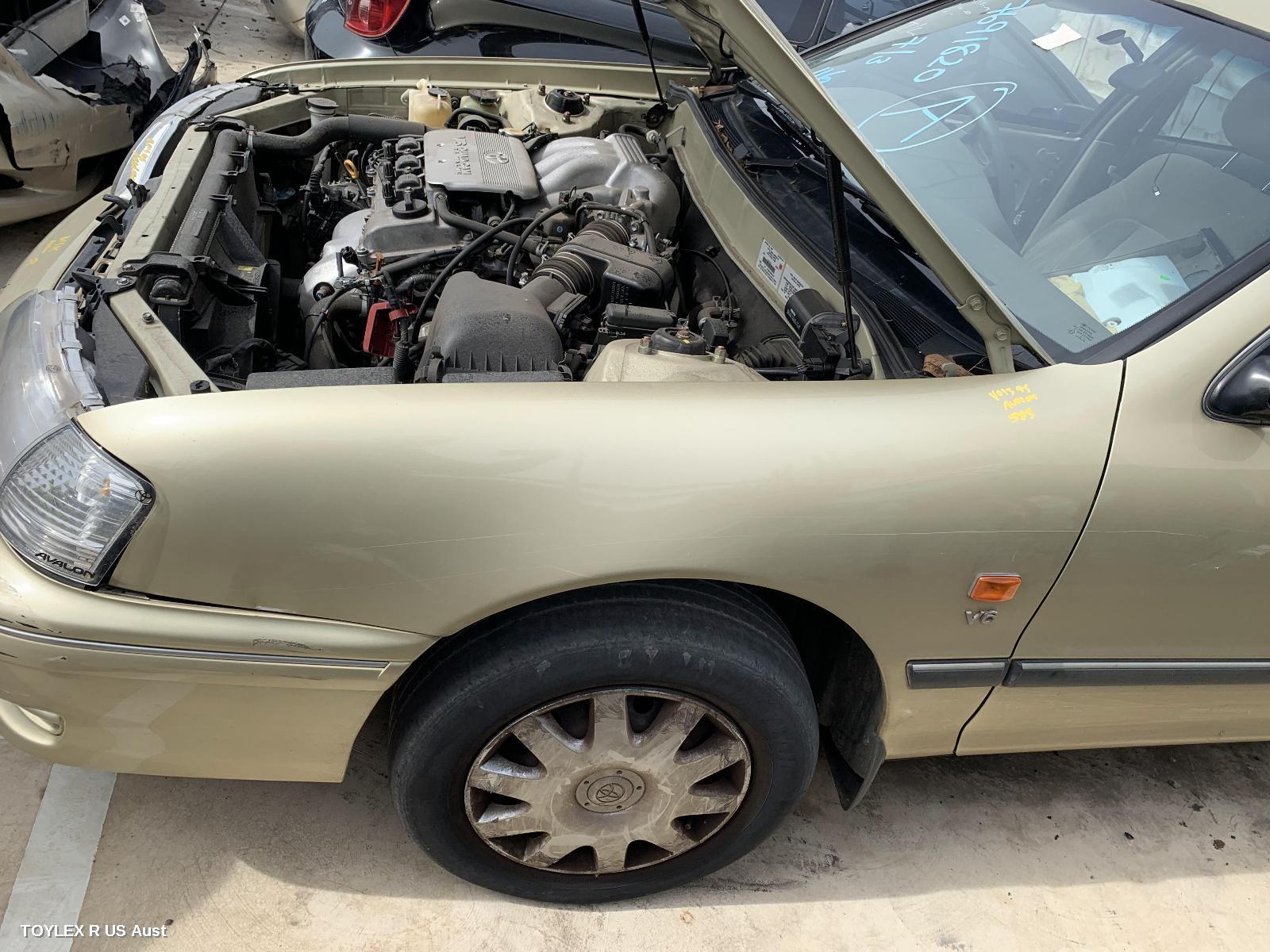 TOYOTA AVALON 2002 Left Guard MCX10R