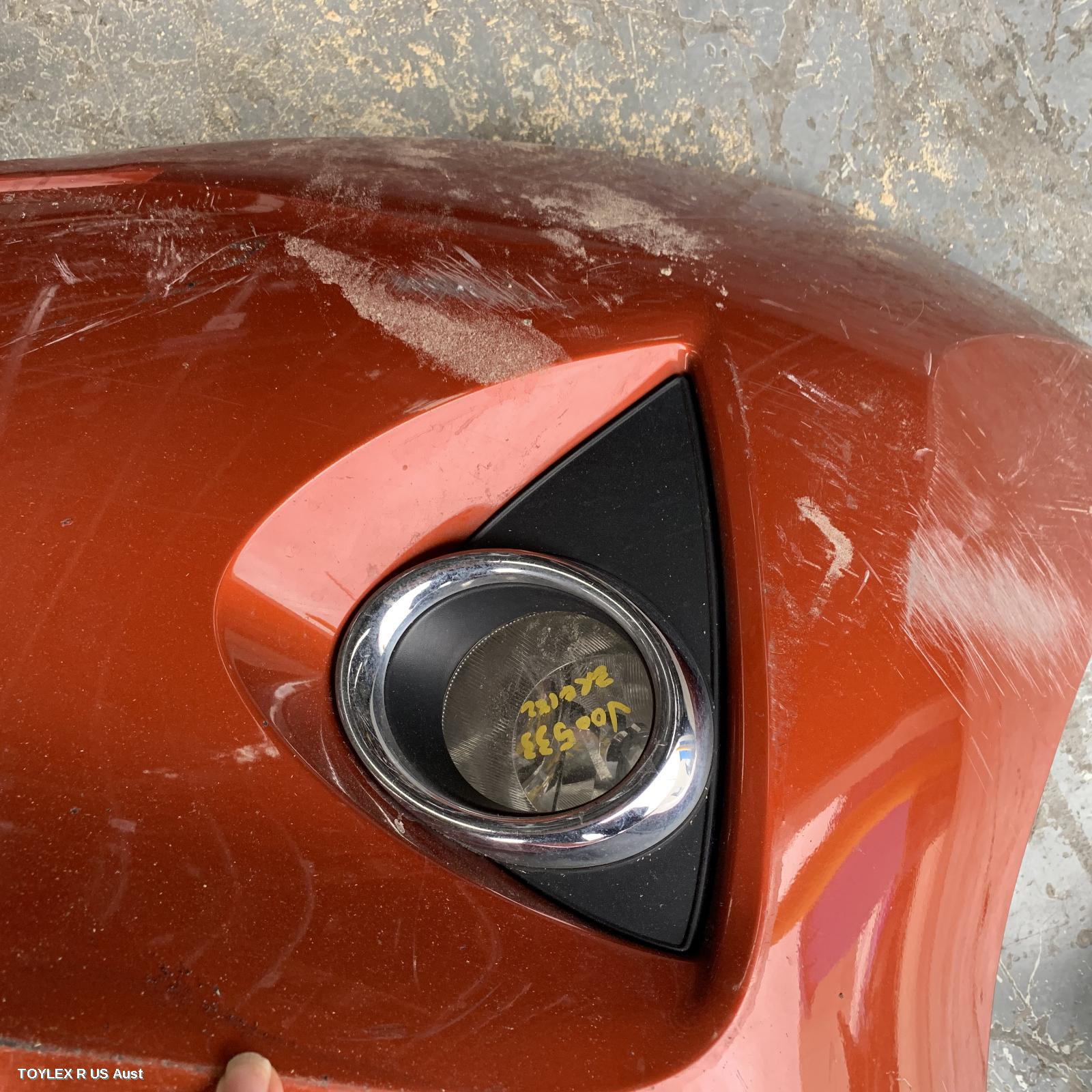 TOYOTA COROLLA 2013 Left Indicator/Fog/Side BUMPER FOGLAMP, ZRE182R, HATCH, CHROME BEZEL