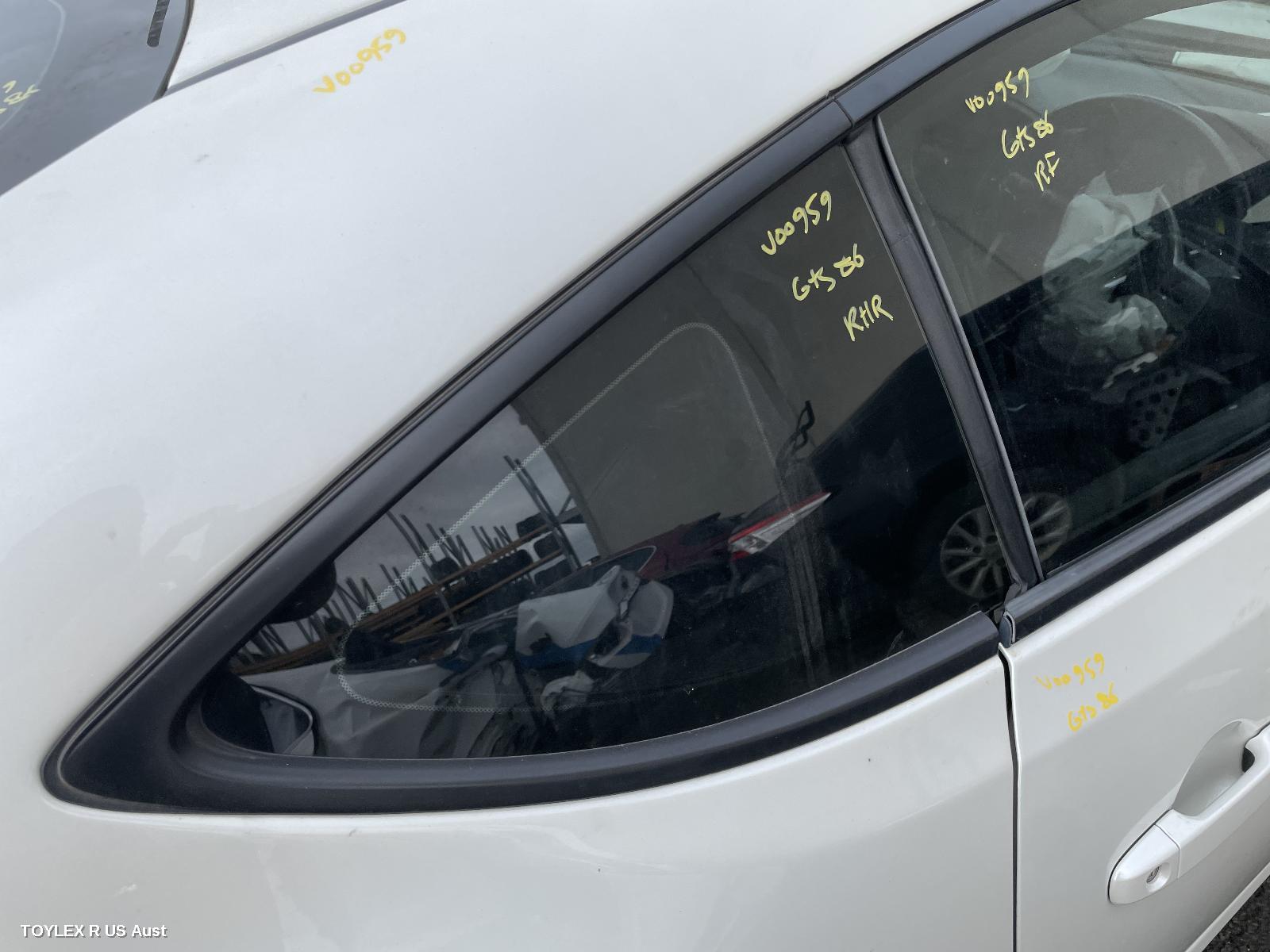 TOYOTA 86 2014 Right Rear Side Glass ZN6