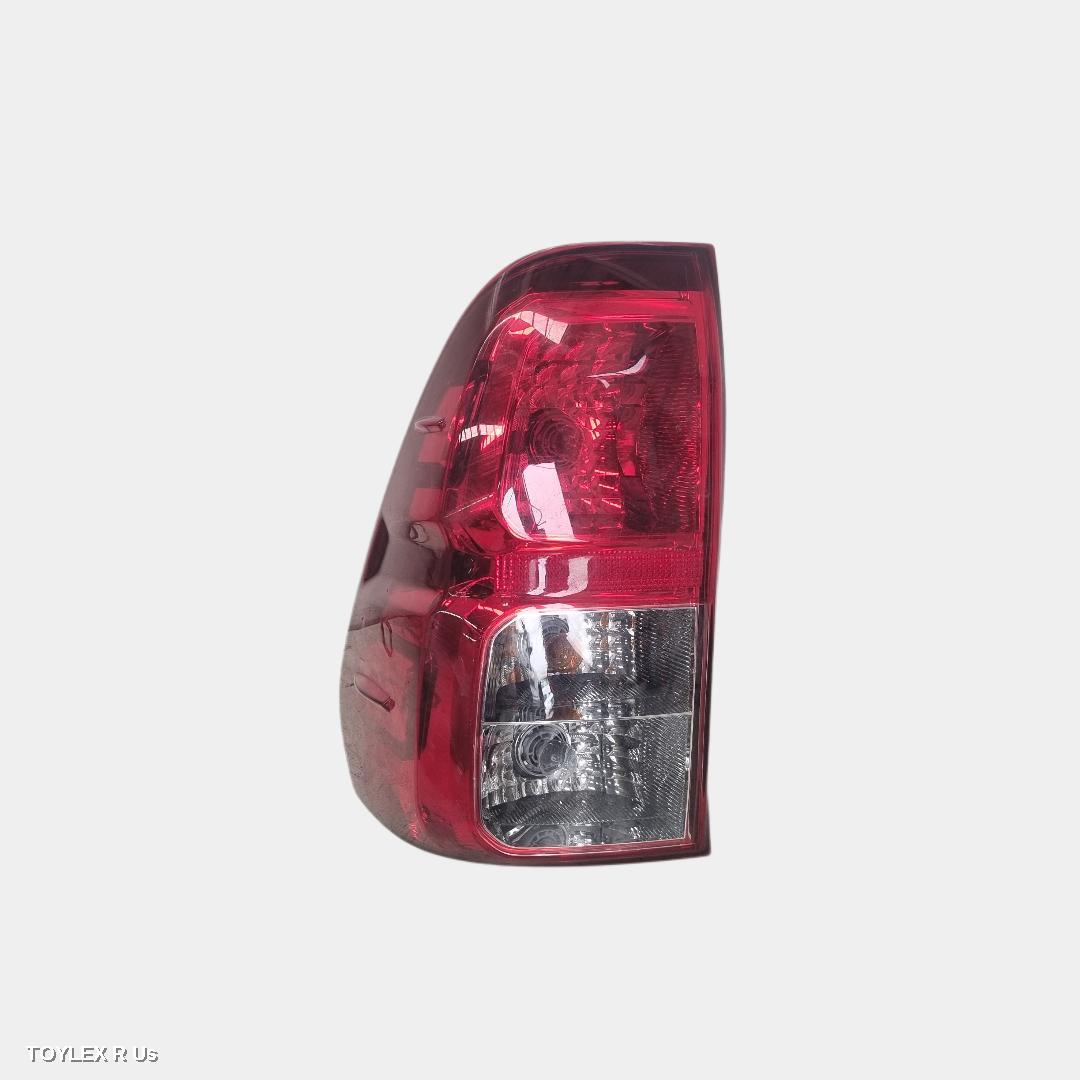 TOYOTA HILUX 2017 Left Taillight IN BODY, UTE, OK-37