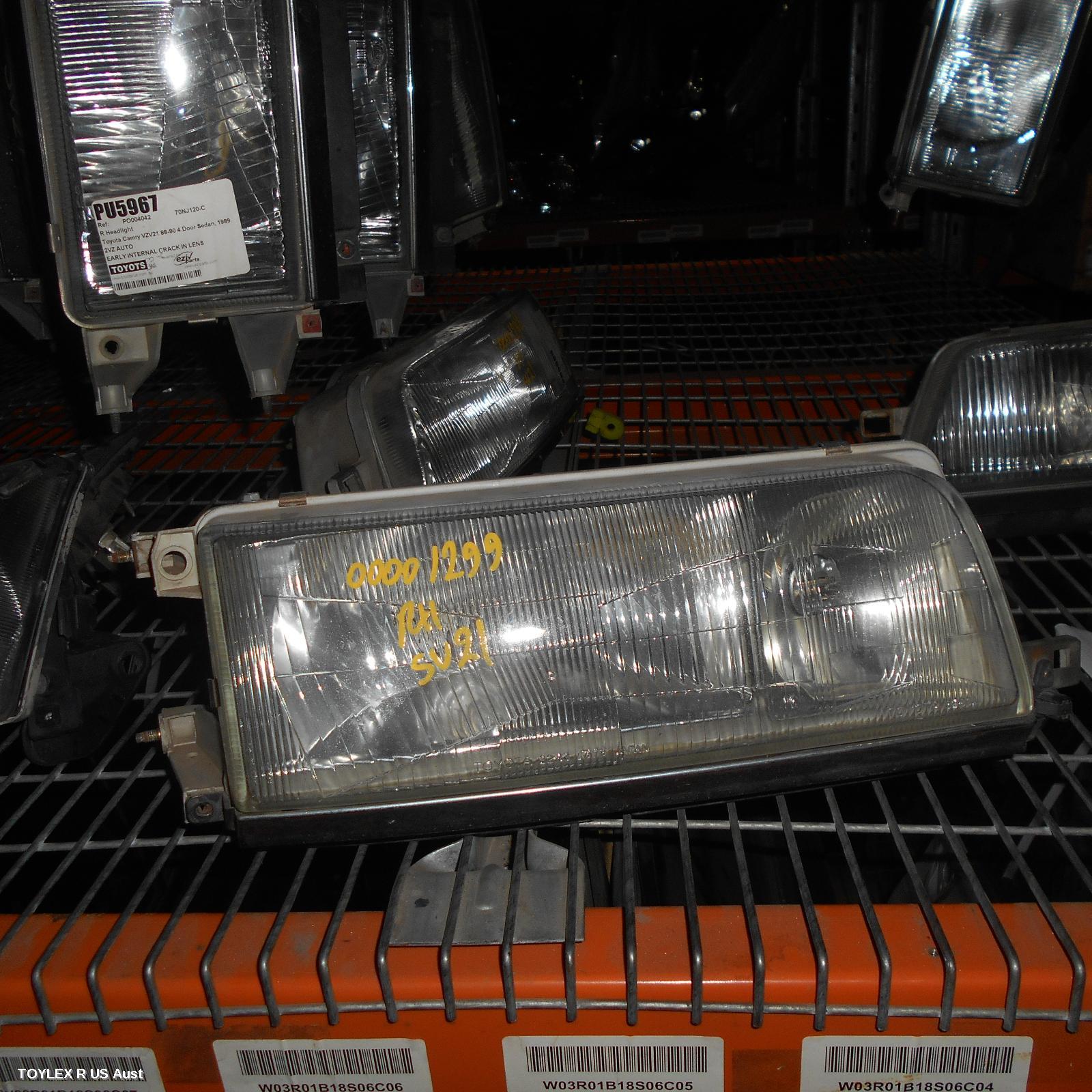 TOYOTA CAMRY 1989 Right Headlamp SV21, KOITO 32-83 (AUST TYPE)