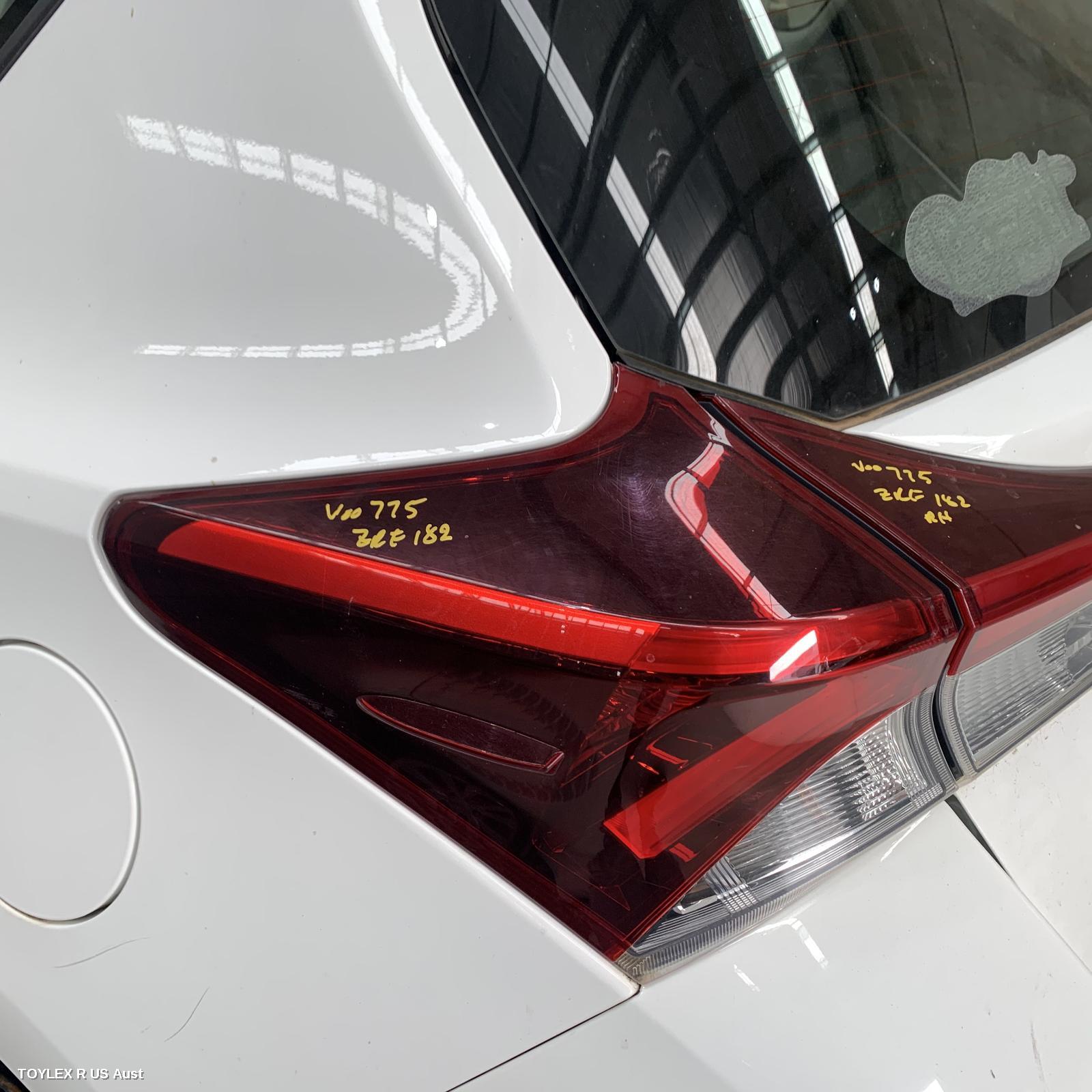 TOYOTA COROLLA 2015 Left Taillight ZRE182R/ZWE186R, HATCH
