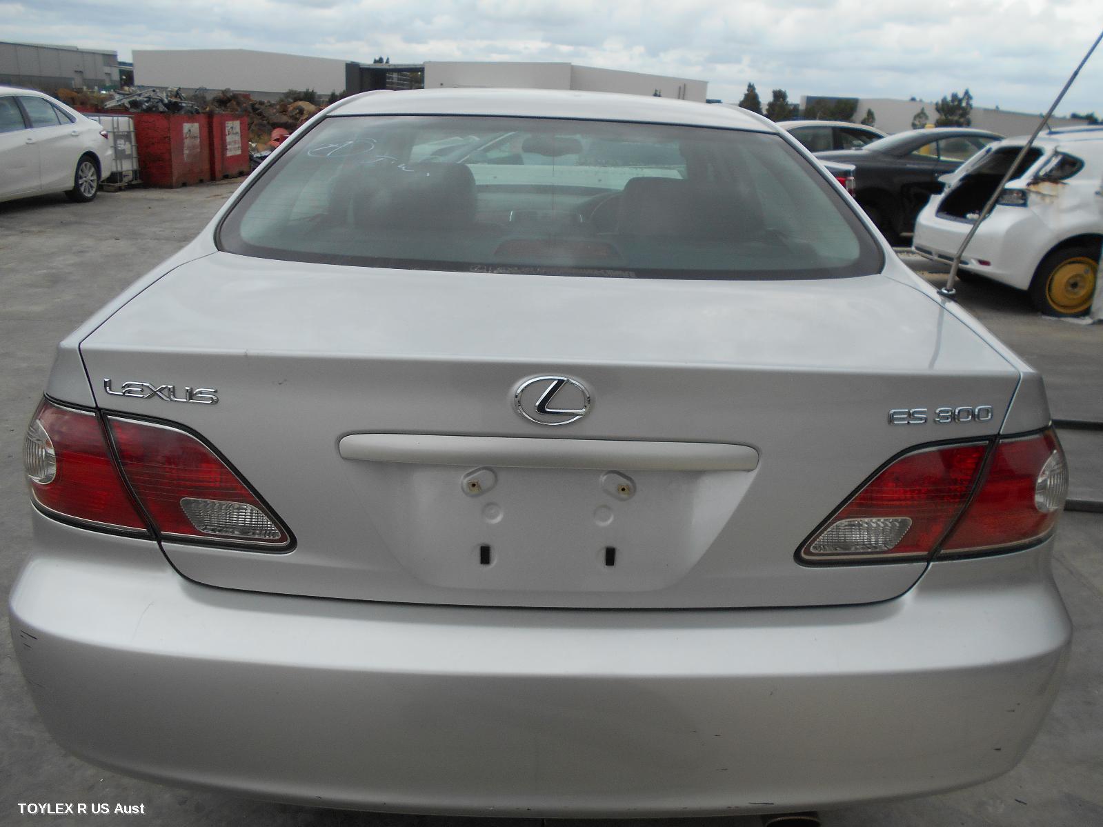 LEXUS ES300 (92-05) 2002 Bootlid/Tailgate MCV30