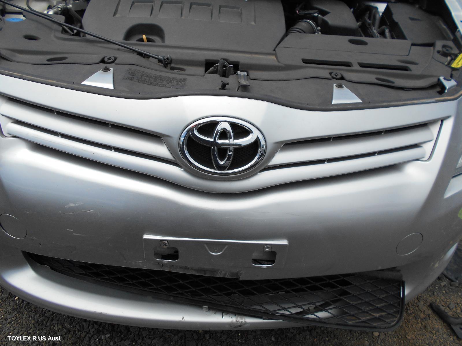 TOYOTA COROLLA 2010 Grille RADIATOR GRILLE, ZRE152R, HATCH