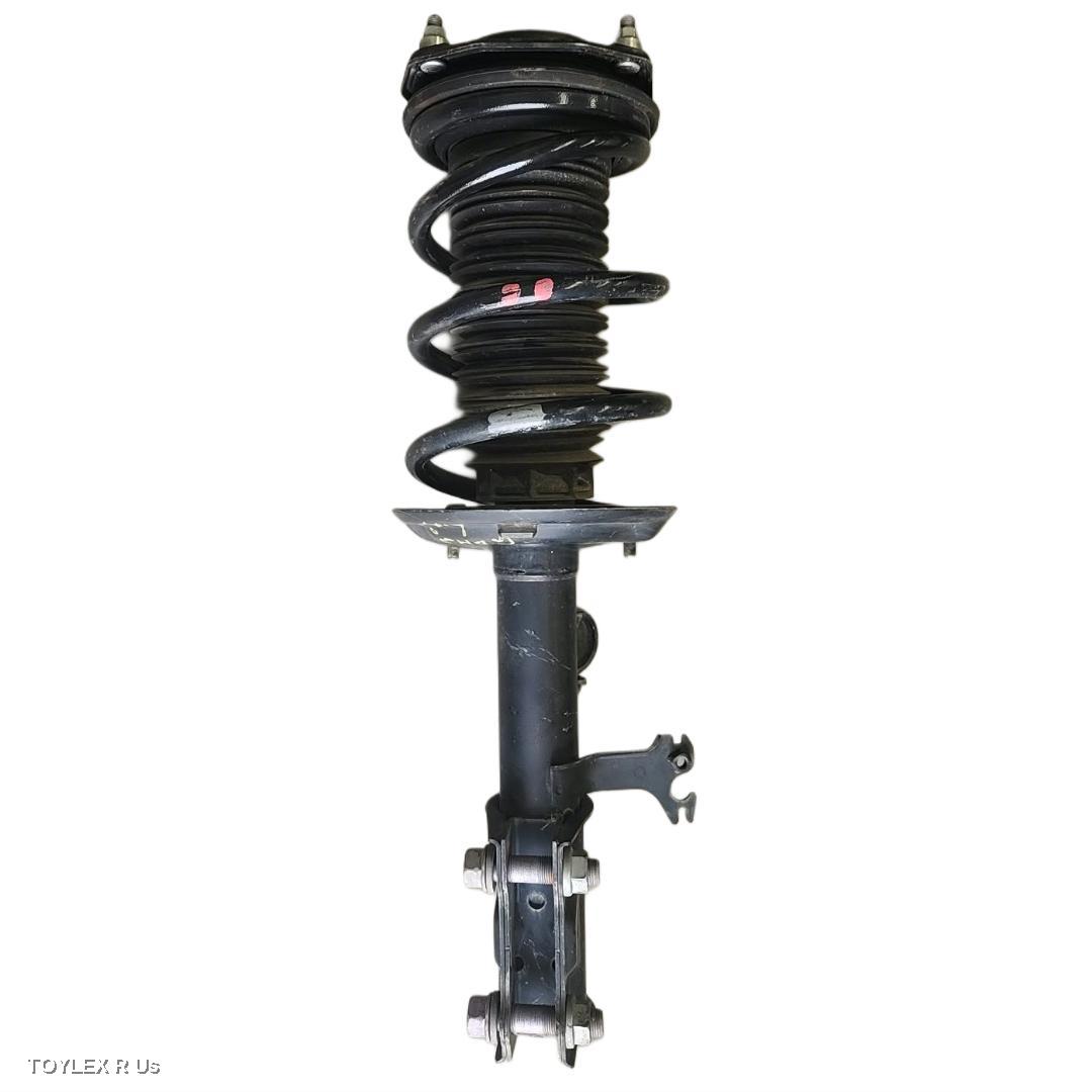 TOYOTA HIACE 2021 Left Front Strut 300 SERIES, 2.8, DIESEL