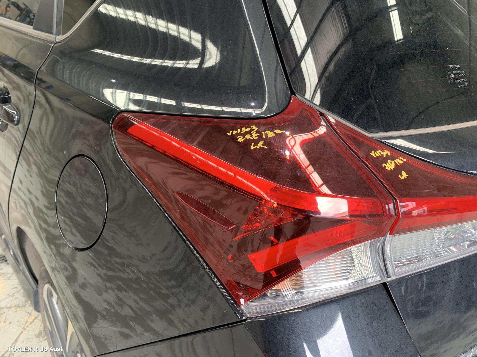 TOYOTA COROLLA 2015 Left Taillight ZRE182R/ZWE186R, HATCH