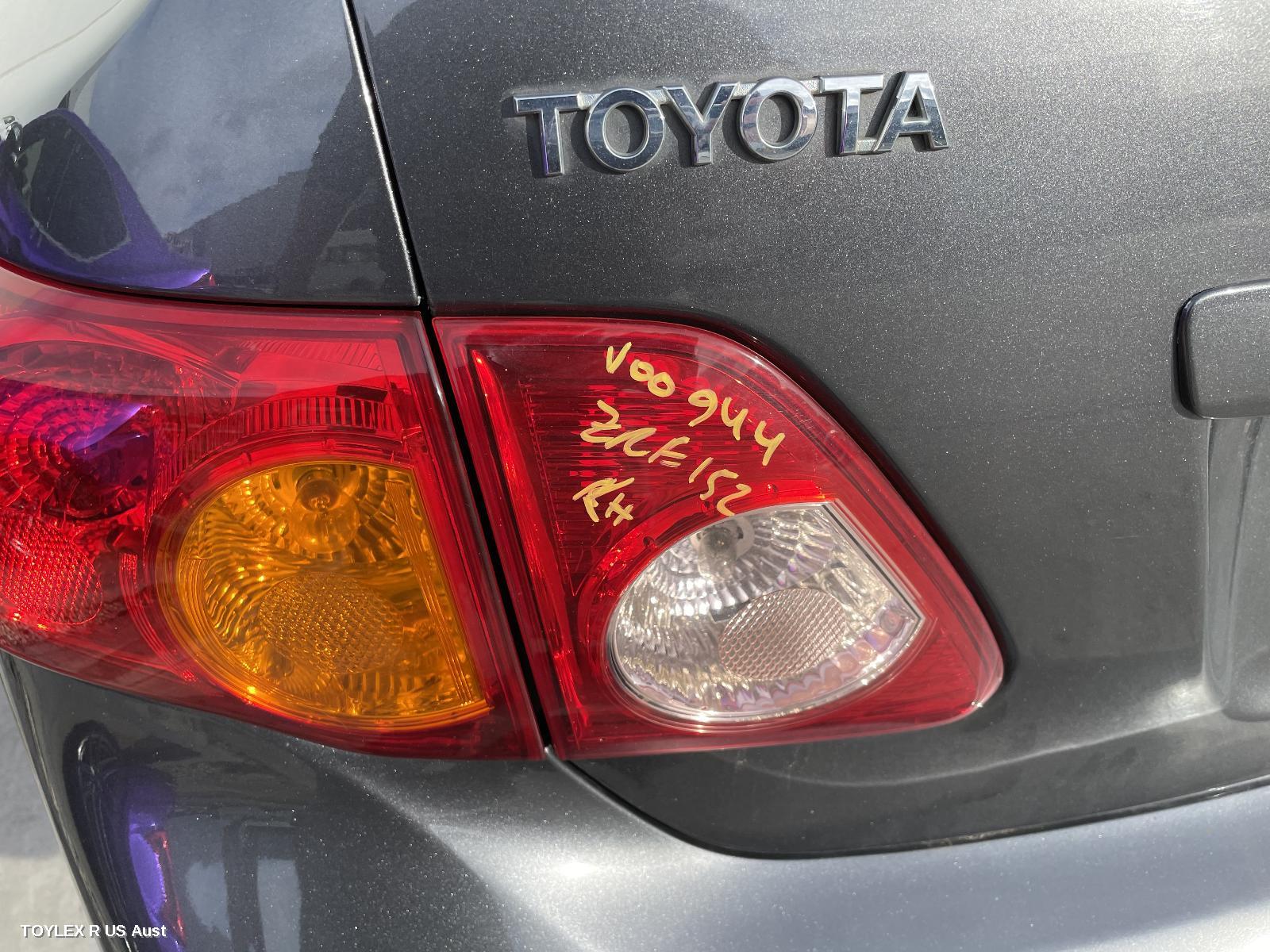 TOYOTA COROLLA 2008 Rear Garnish BOOTLID LAMP (LH SIDE), ZRE152/153R