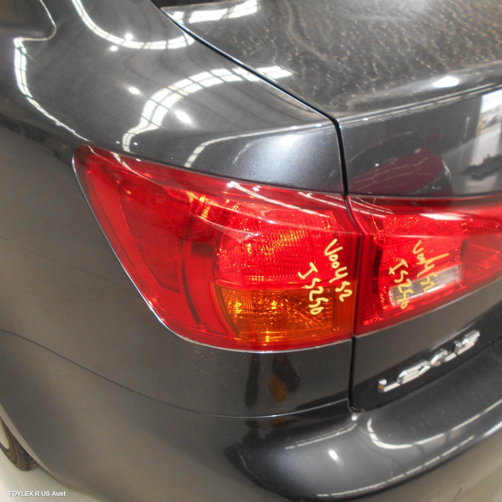 LEXUS IS250/IS250C 2006 Left Taillight IS250, GSE20R, SEDAN, HORIZONTAL TYPE