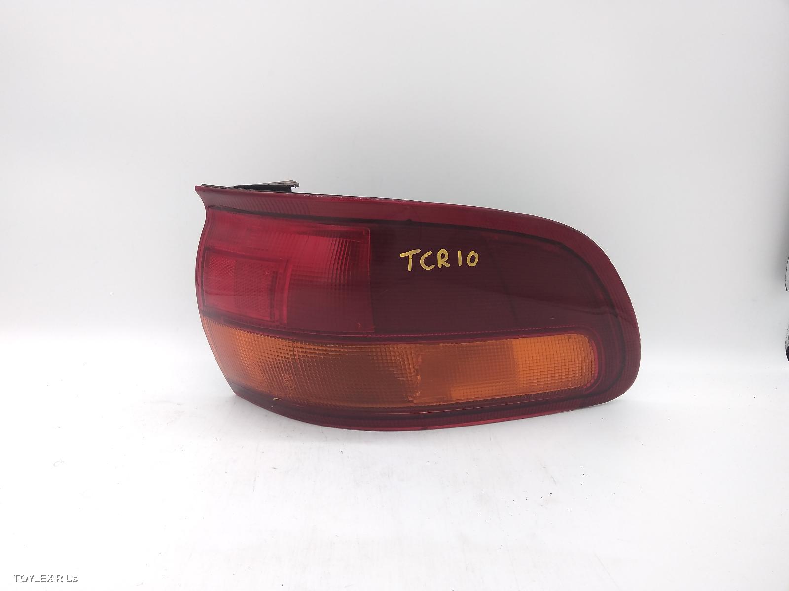 TOYOTA TARAGO 1995 Right Taillight TCR10 (KOITO)