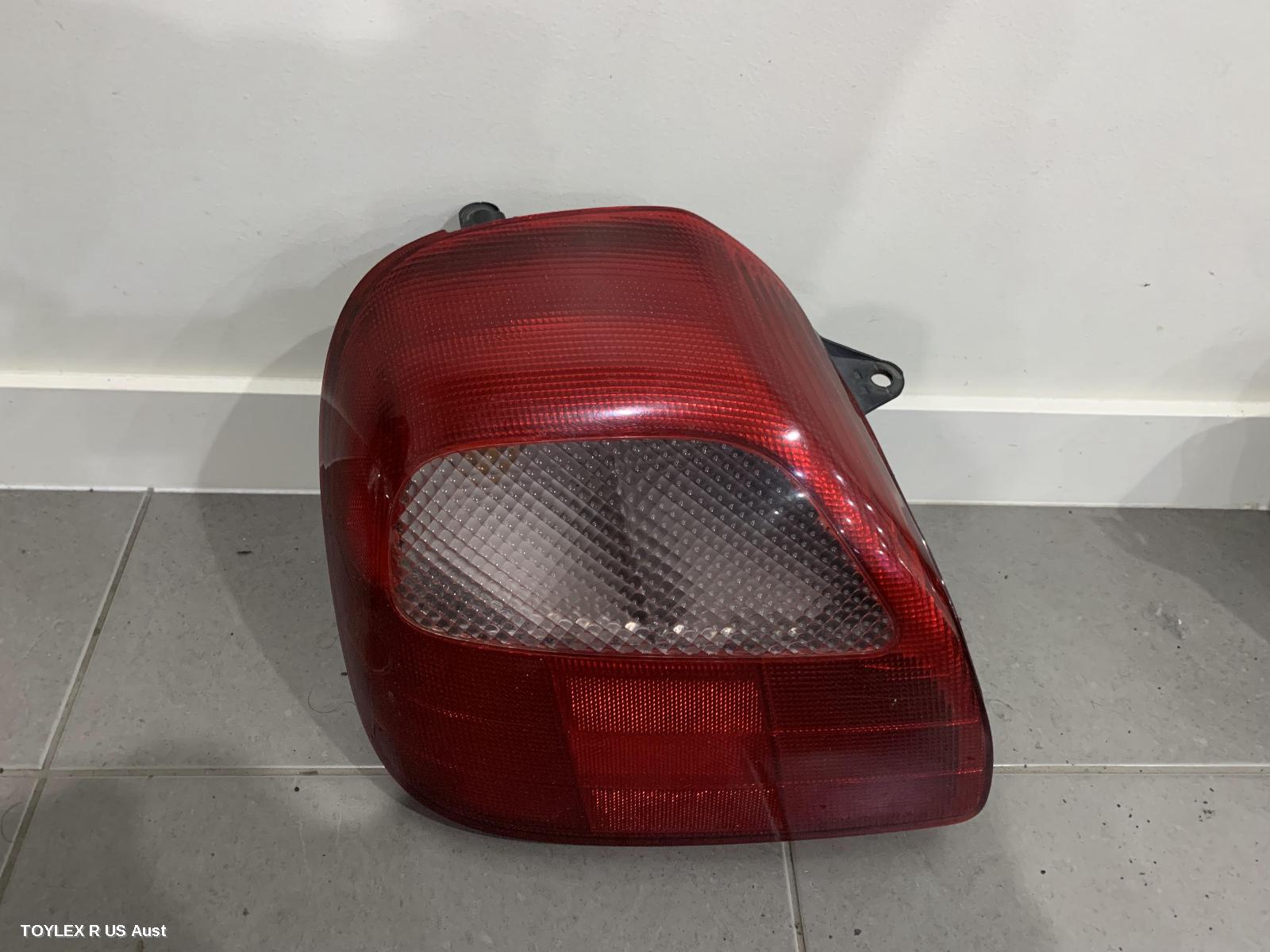 TOYOTA MR2 2001 Left Taillight 30 SERIES