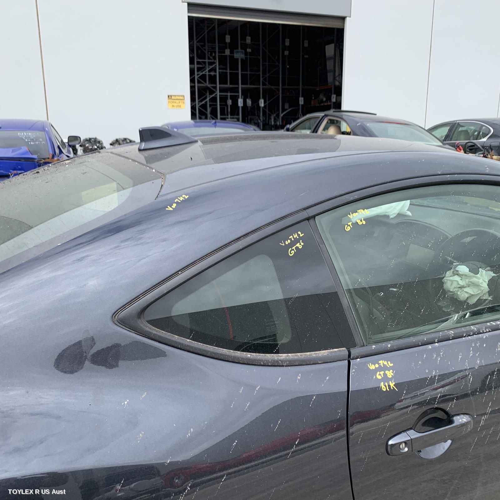 TOYOTA 86 2016 Right Rear Side Glass ZN6