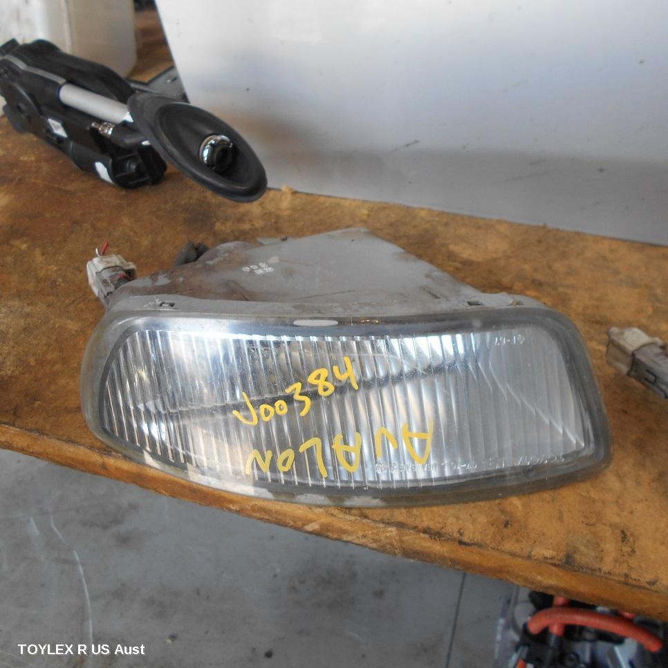 TOYOTA AVALON 2002 Right Indicator/Fog/Side BUMPER FOGLAMP, MCX10R