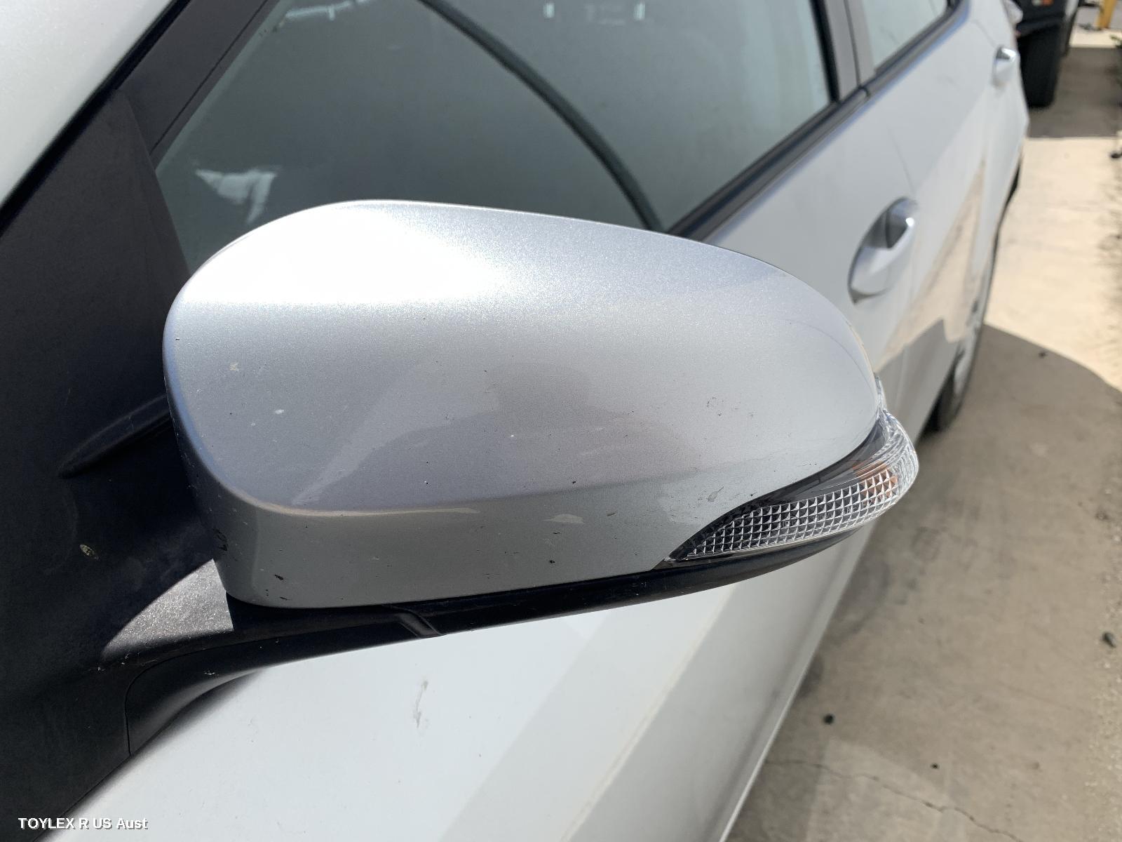TOYOTA COROLLA 2017 Left Door Mirror ZRE172R, SEDAN, W/ 7 PIN PLUG TYPE